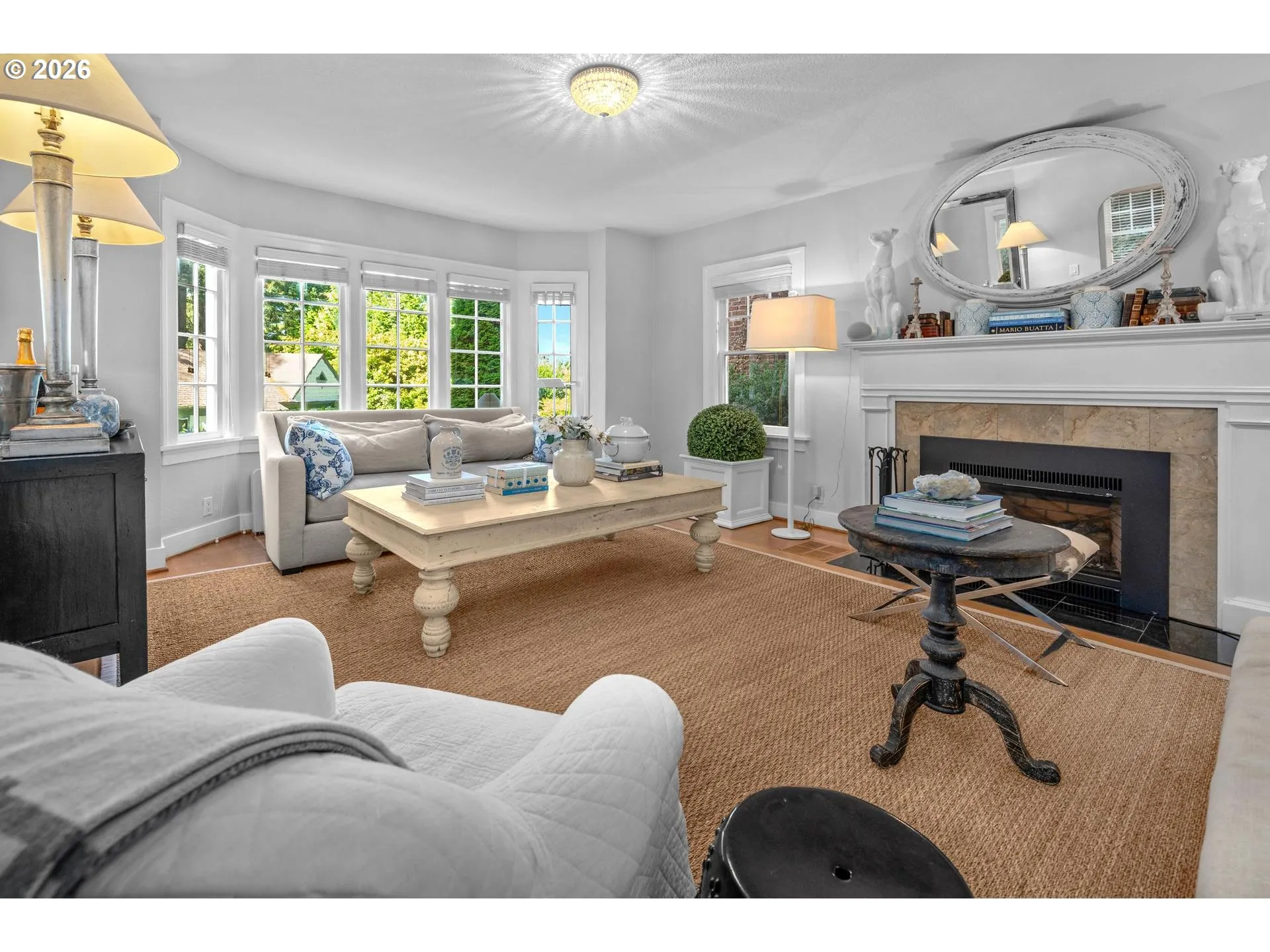 Living Room-Fireplace