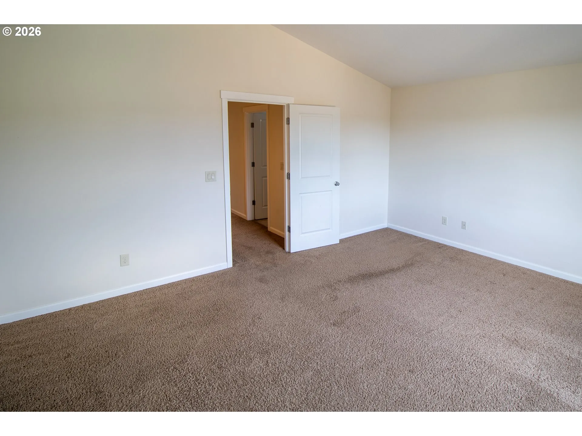 Bedroom, Owner's Suite