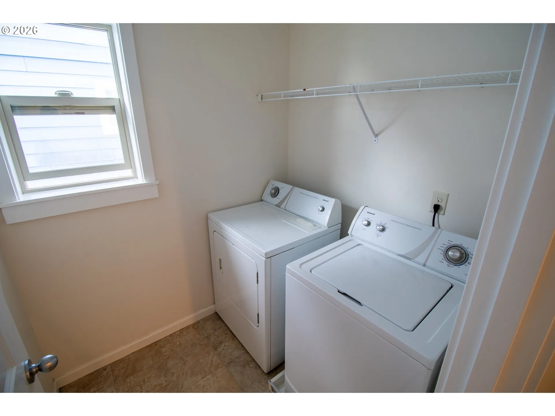 Laundry-Upper