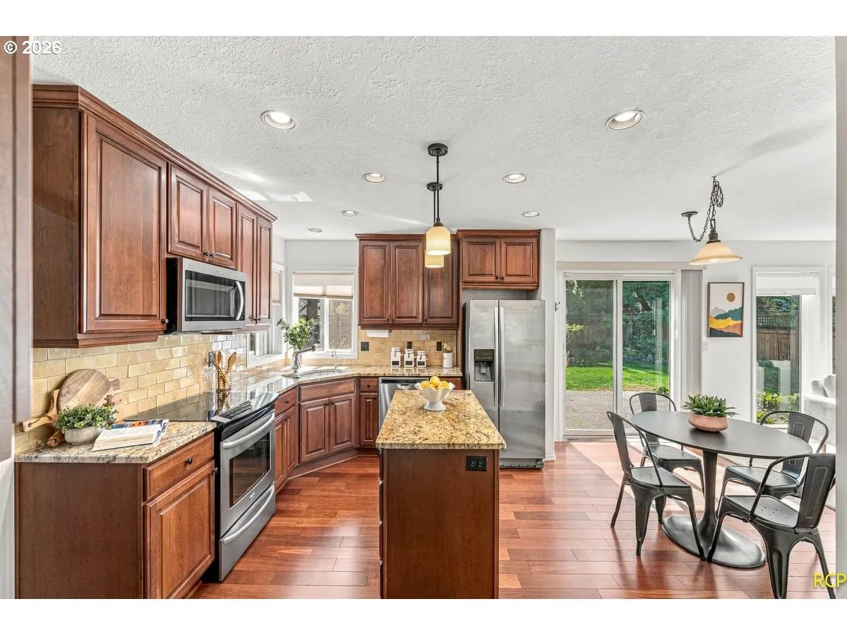 Kitchen-Island