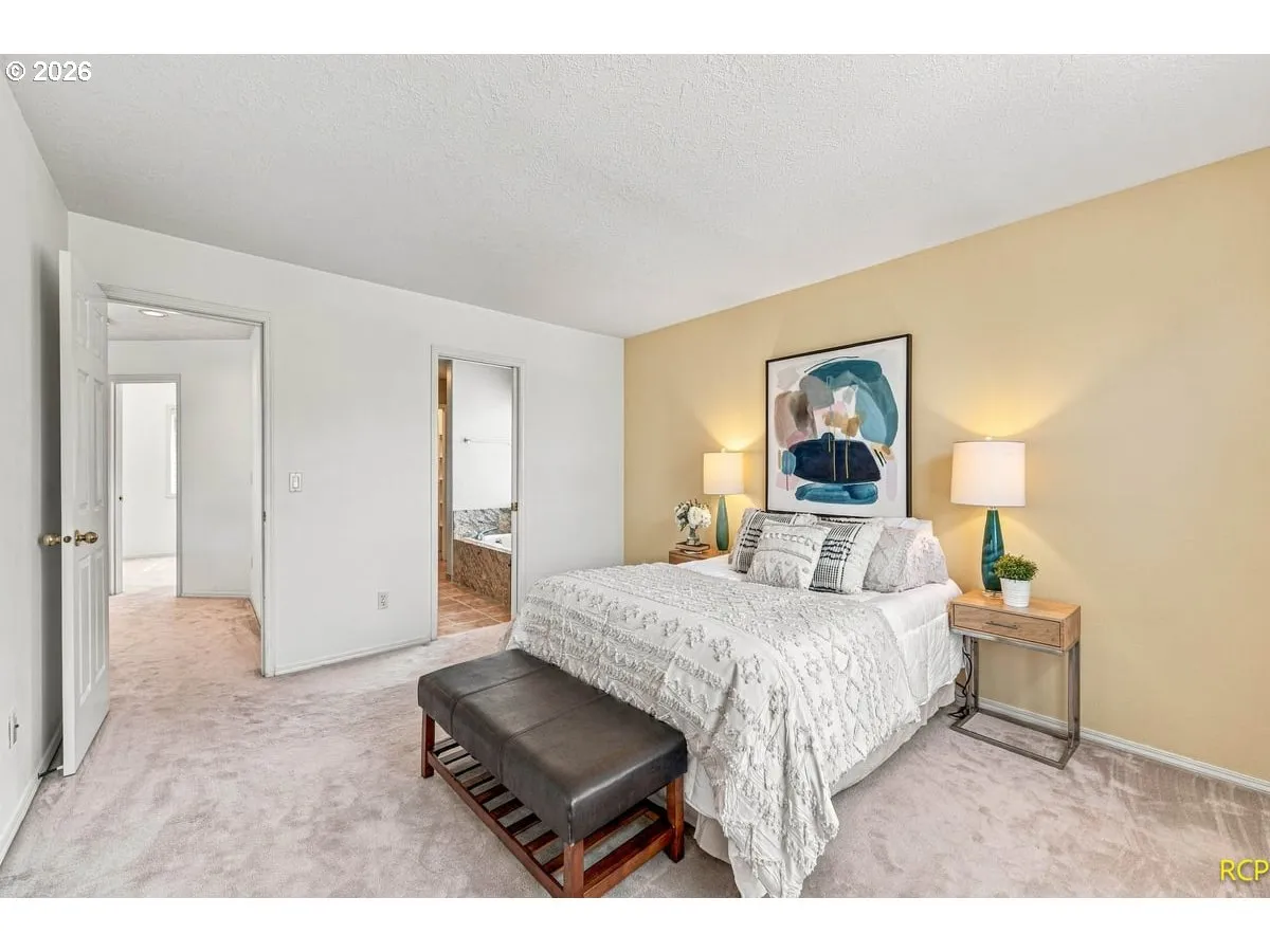 Owner's Suite Bedroom-Upper