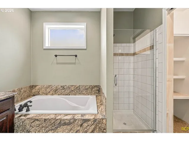 Owner's Suite Bathroom-Garden Tub