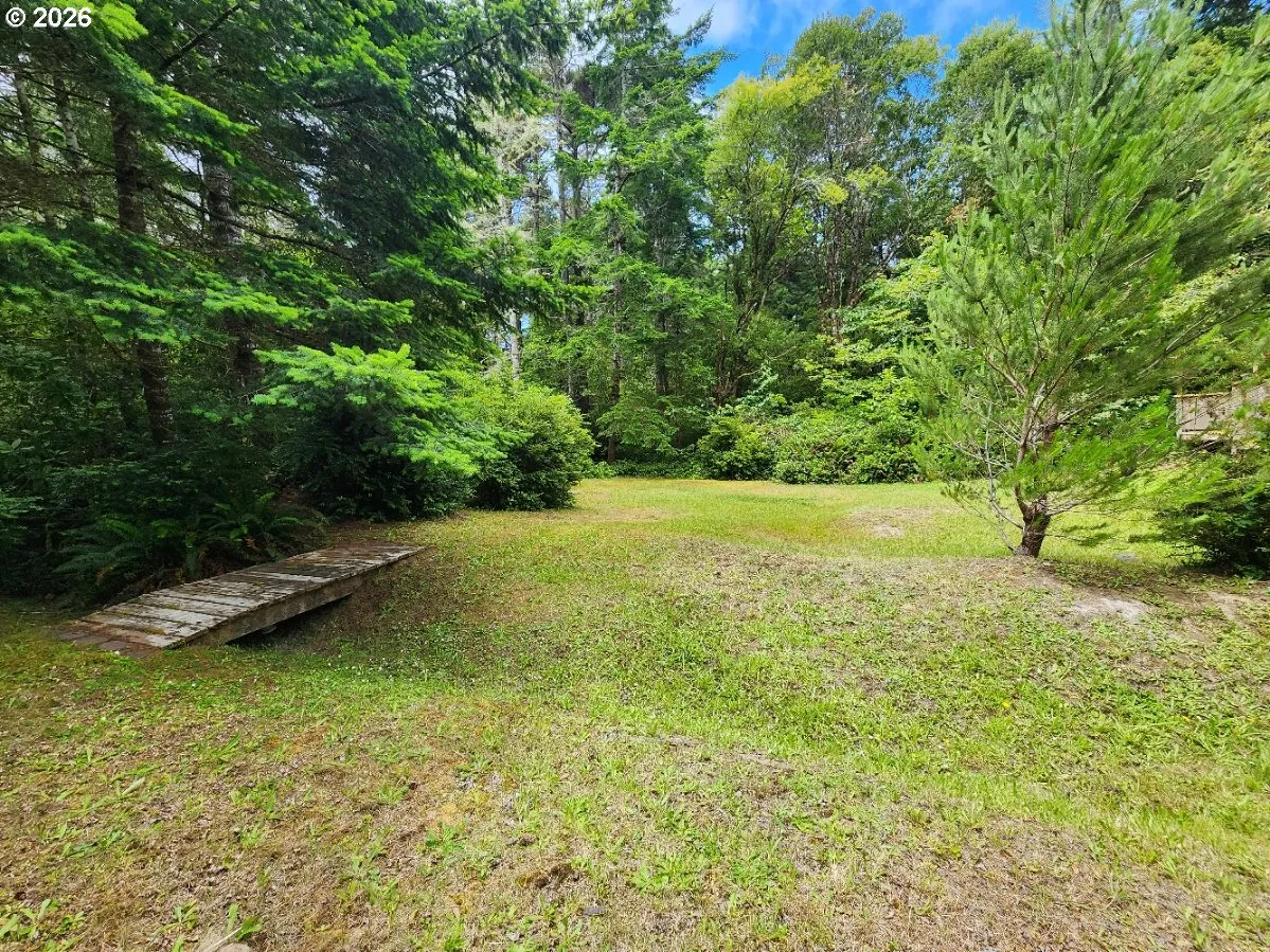 Yard-Front