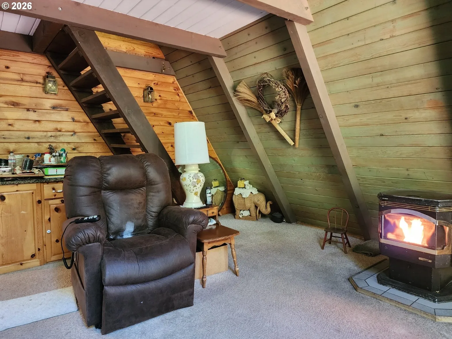 Living Room-Fireplace