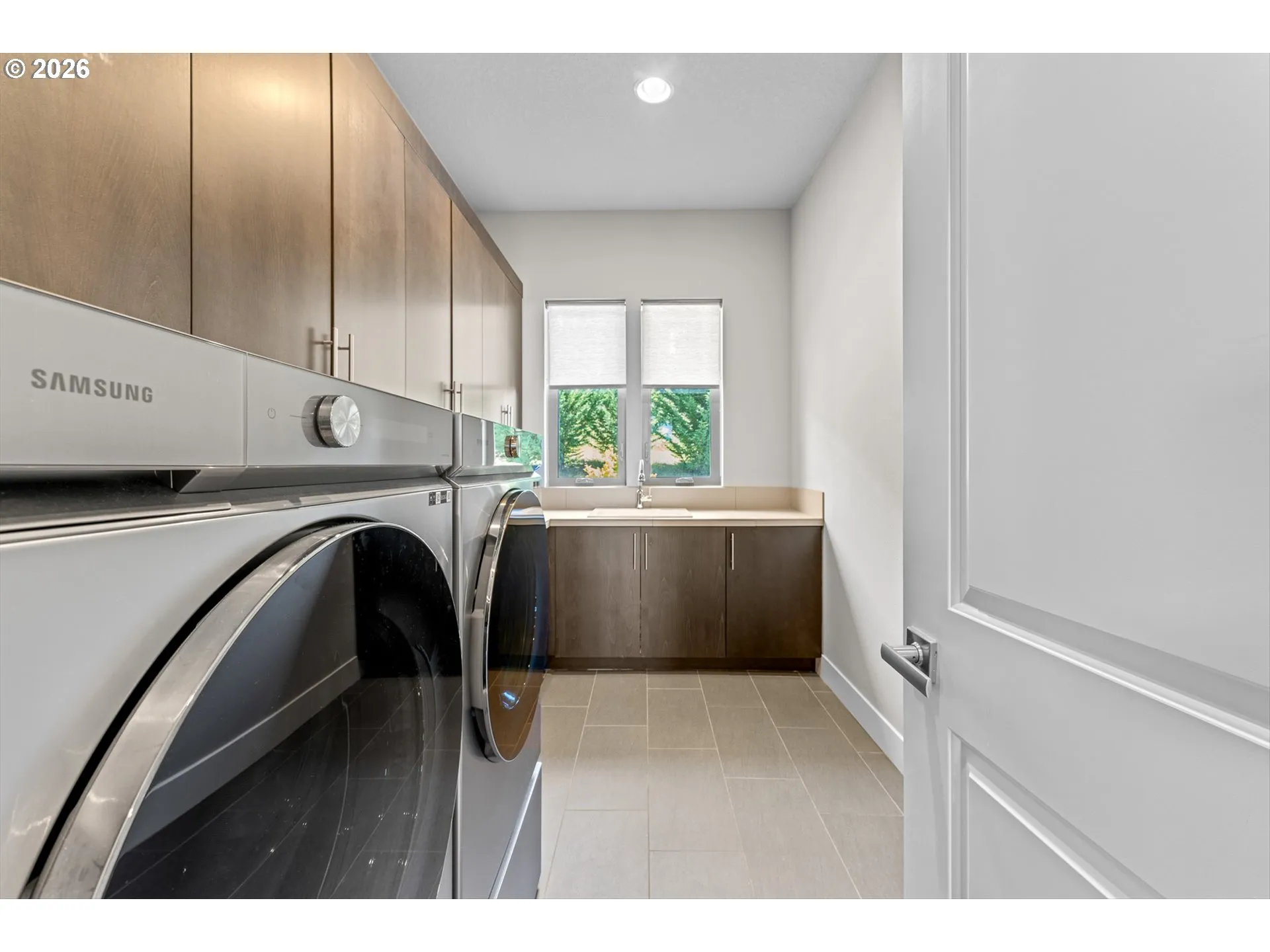 Laundry-Upper