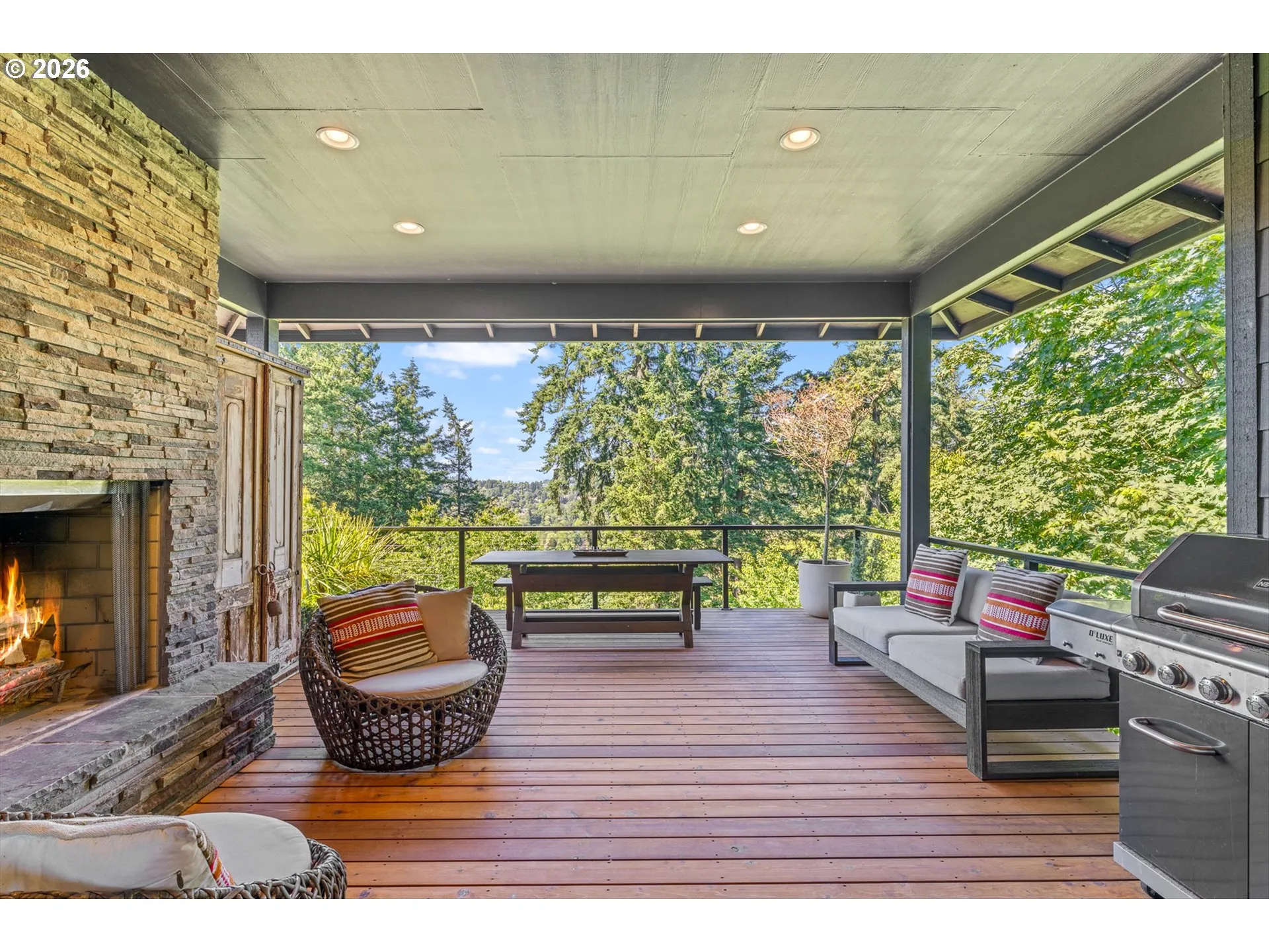 Deck-Main
