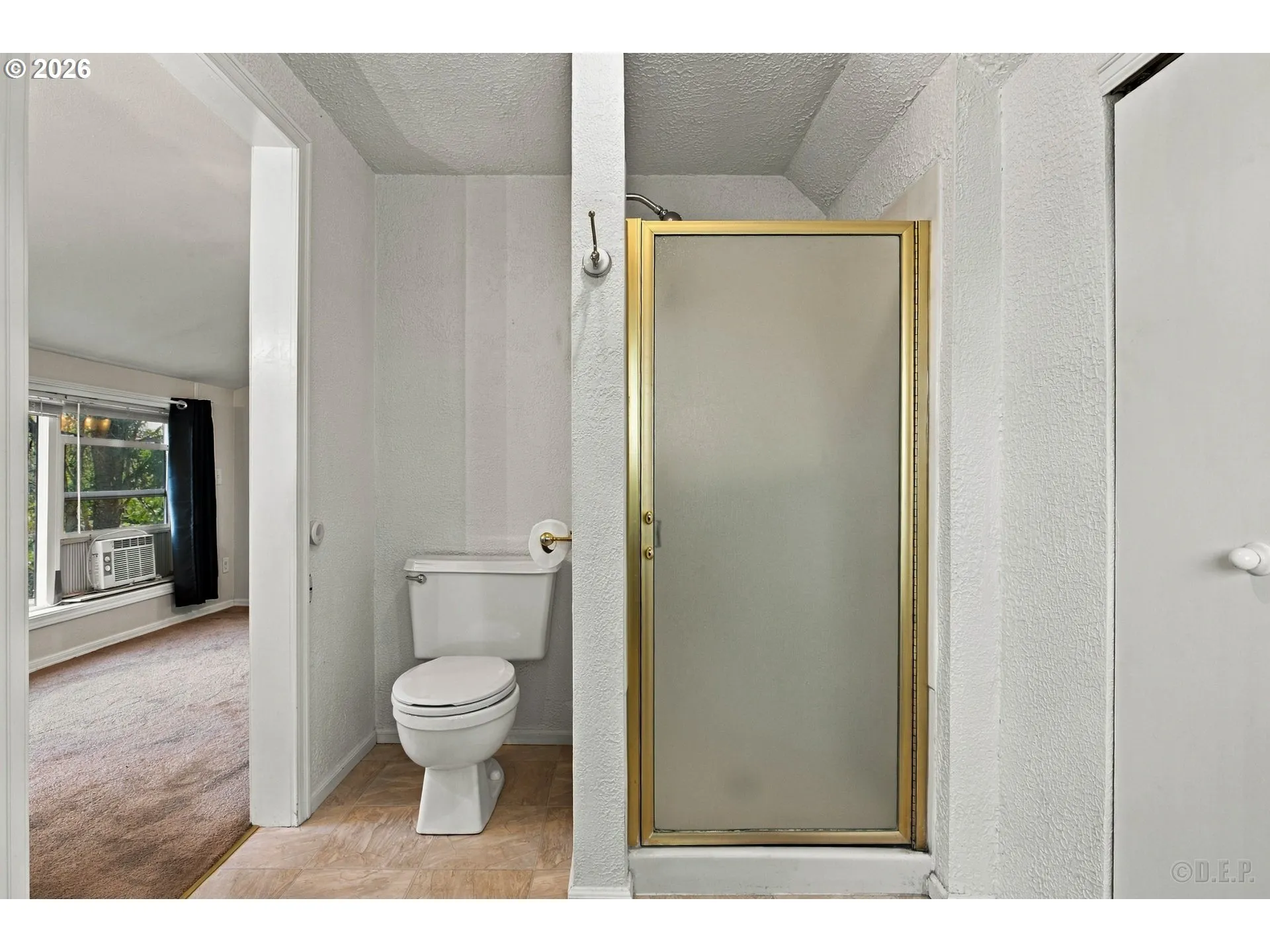 Bathroom-Upper