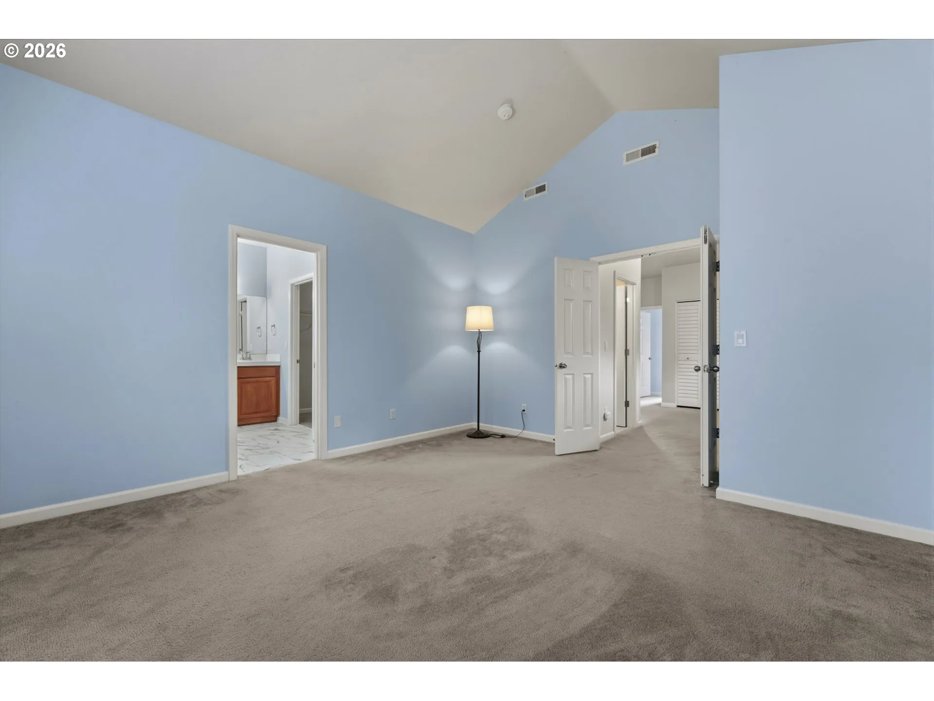 Bedroom, Primary-Upper