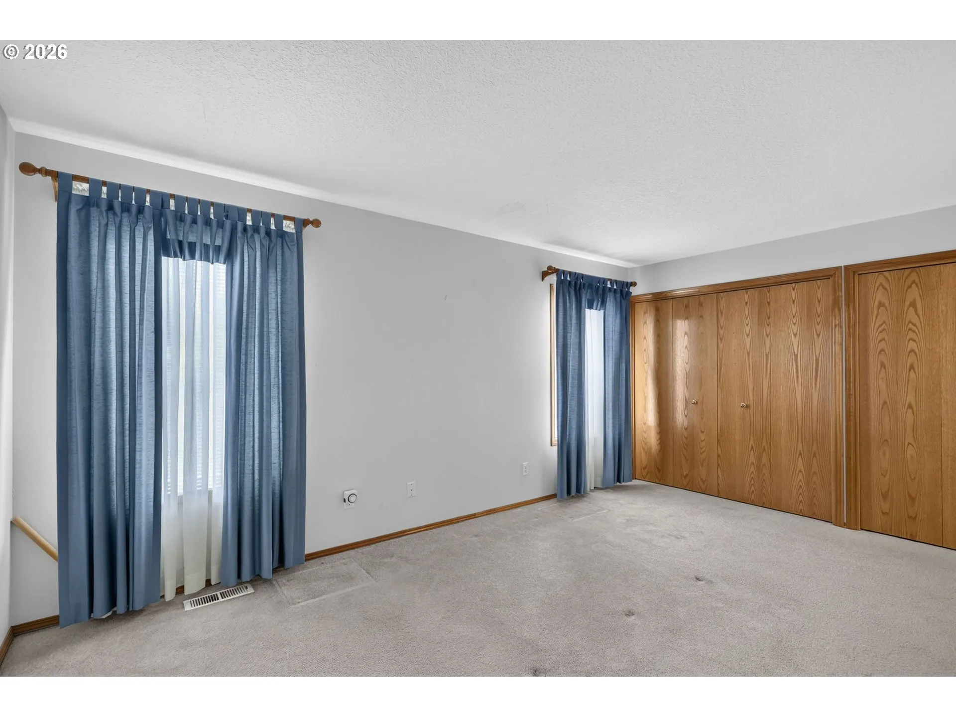 Bedroom, Primary