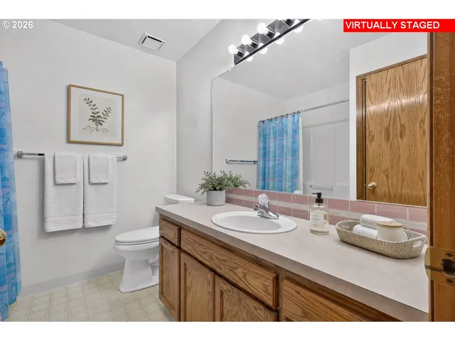 Bathroom-Hall