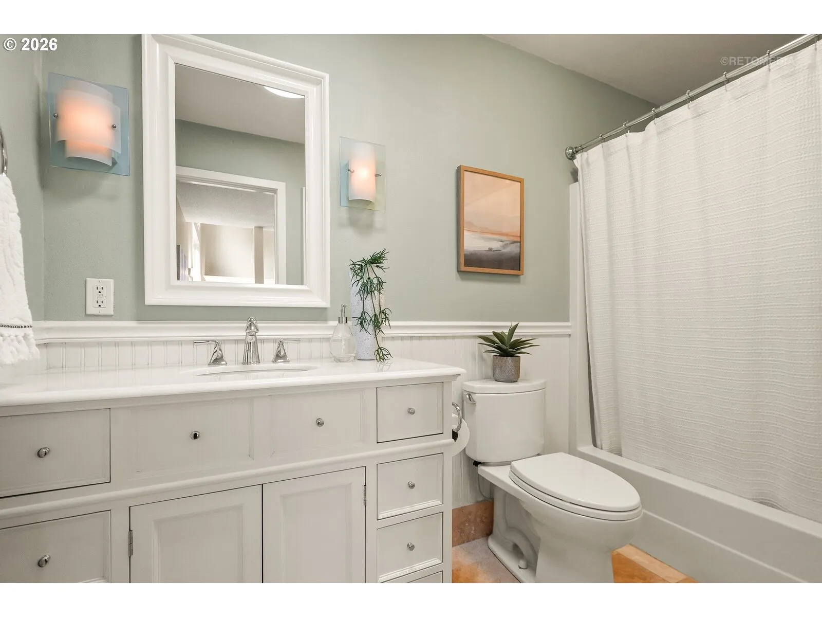 Bathroom-Hall