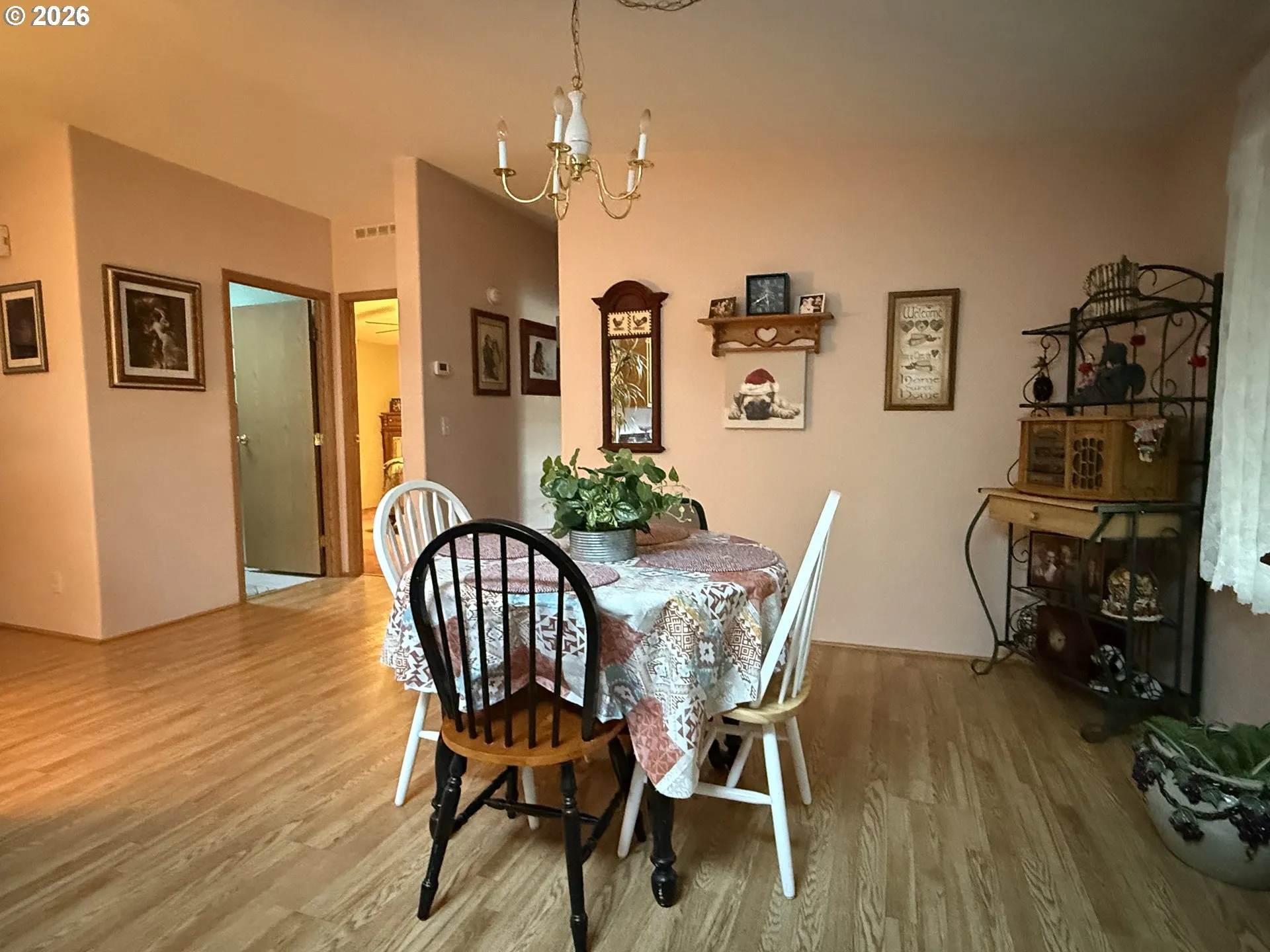 Dining Room-Vaulted Ceilings