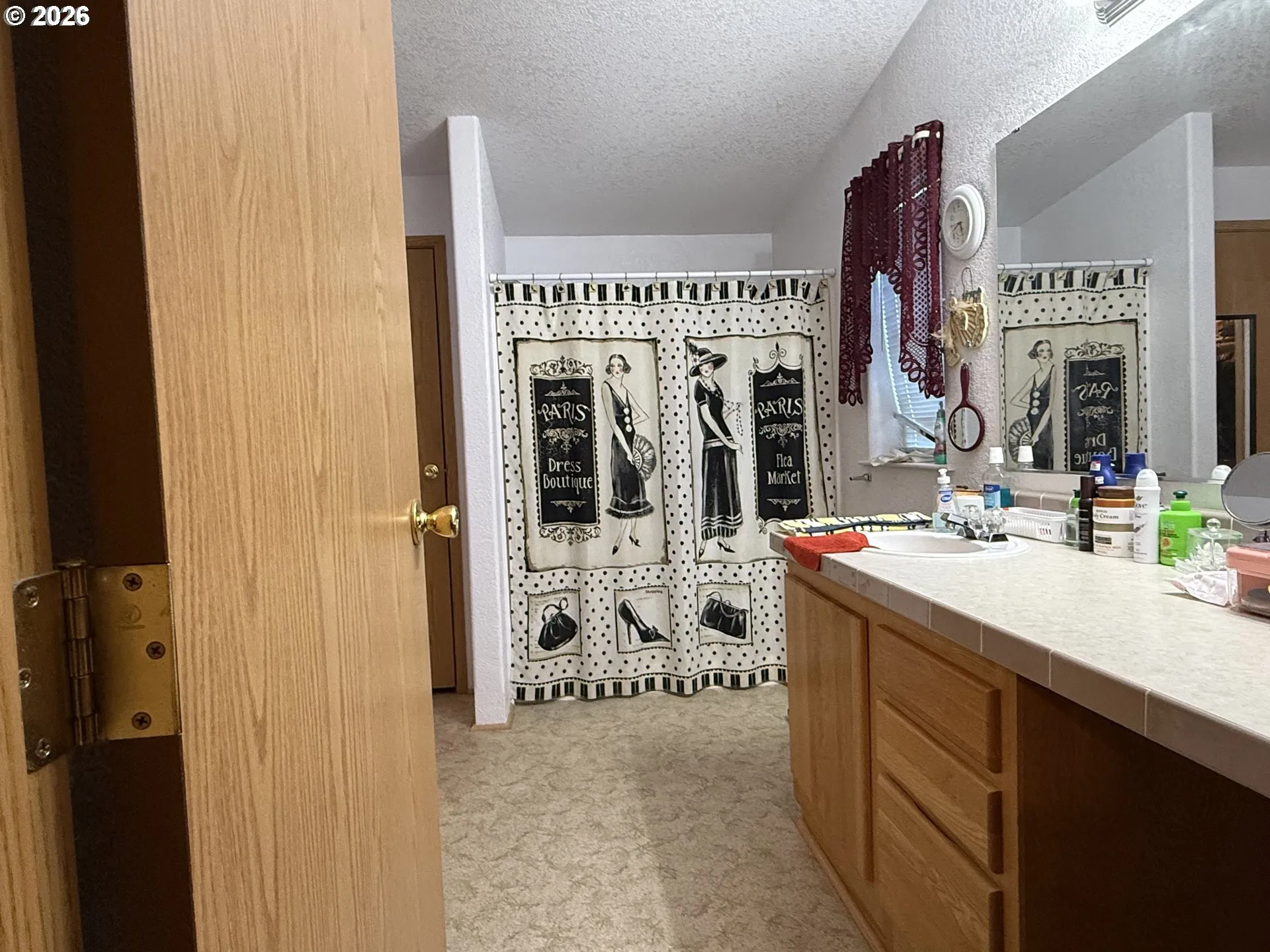 Bathroom, Attached