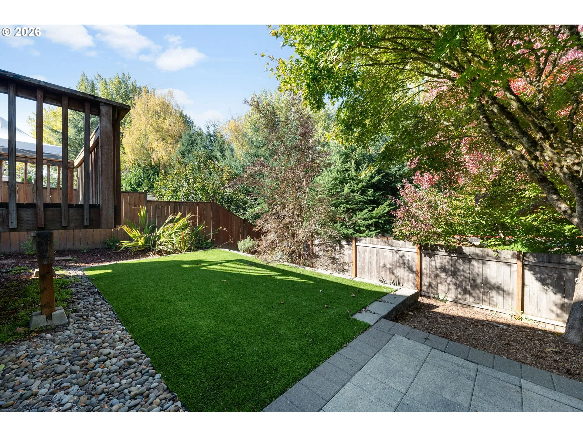 Yard-Back