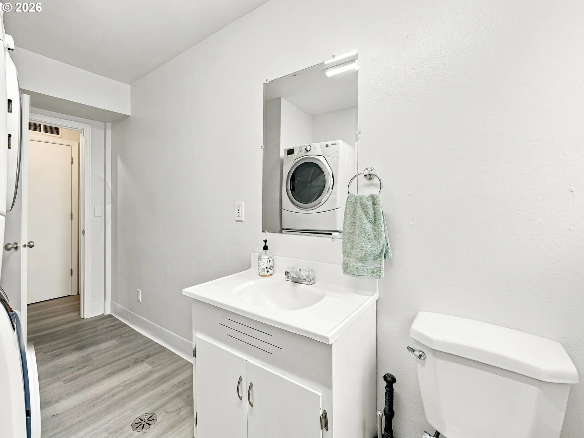 Bathroom-Lower
