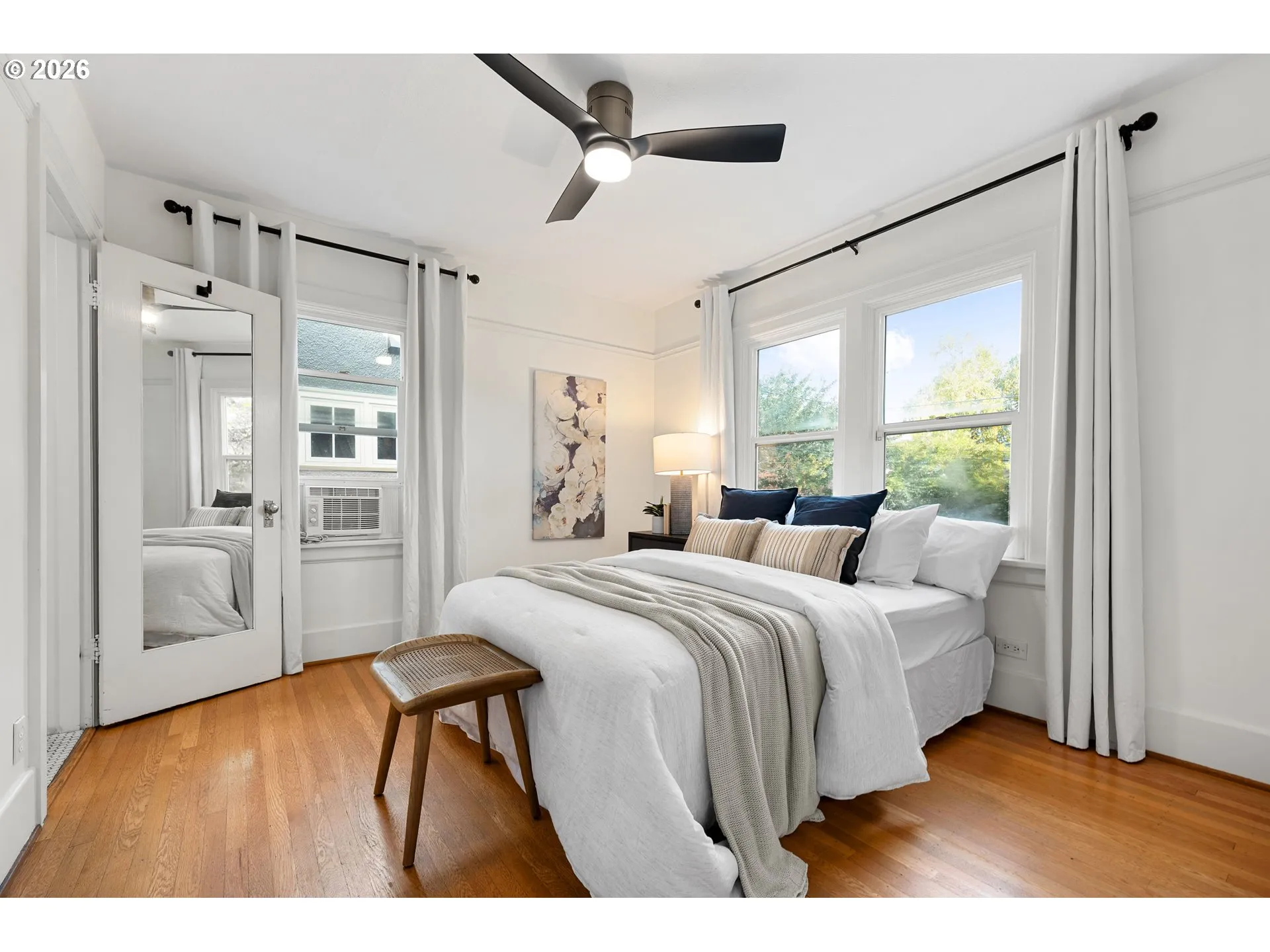 Bedroom-Main