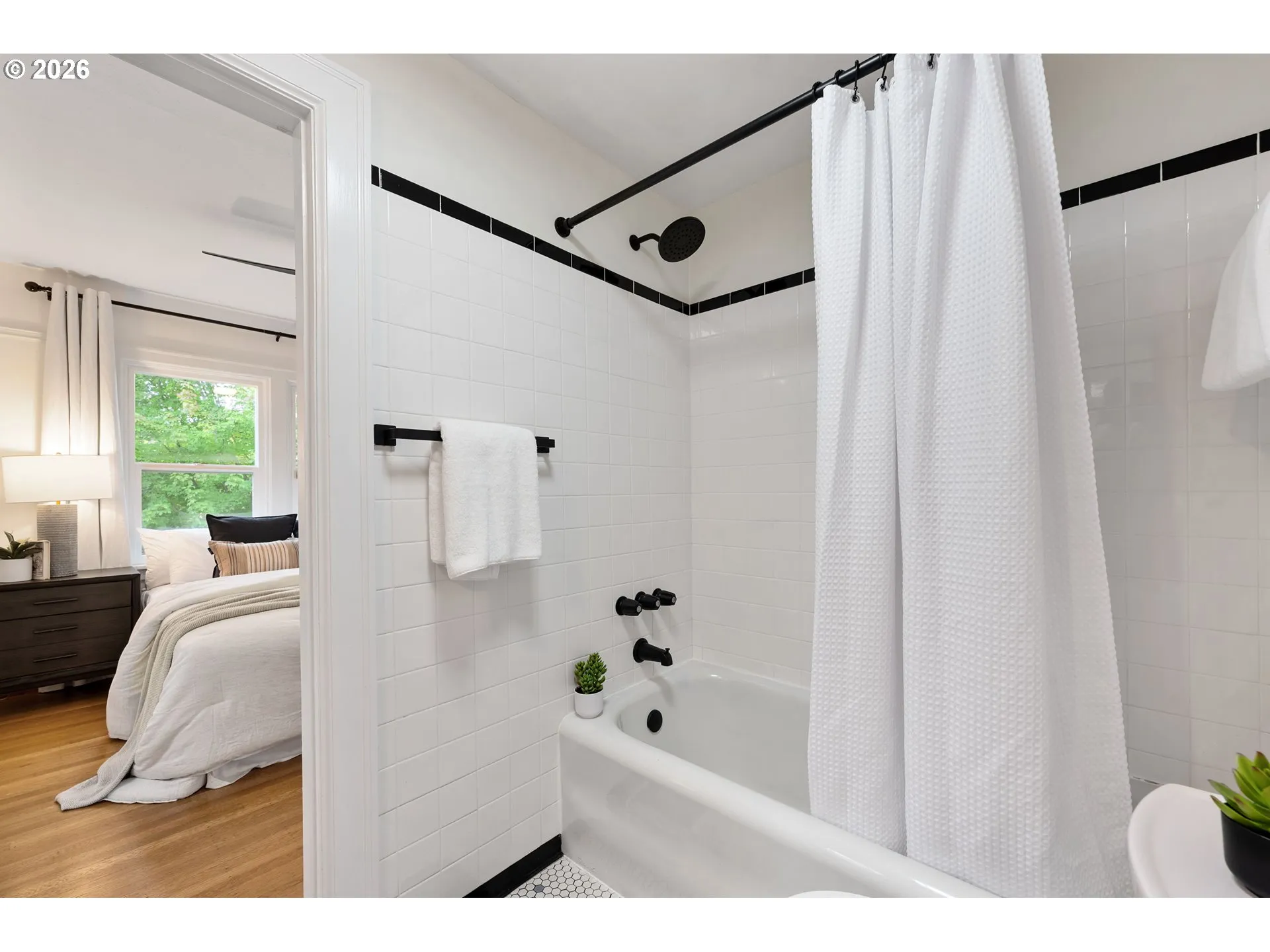 Bedroom-Main