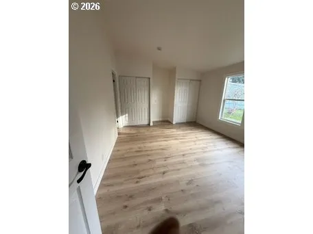 Bedroom, Primary
