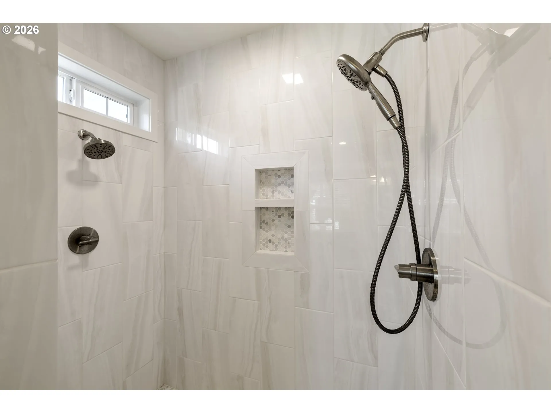 Bathroom-Walk in Shower