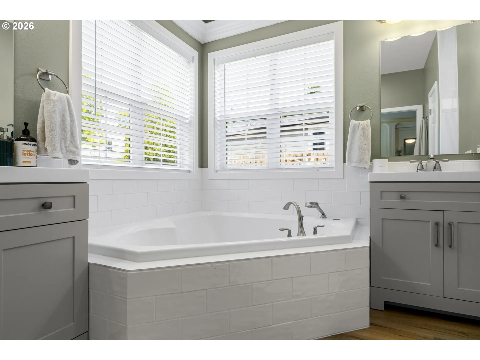 Bathroom-Garden Tub