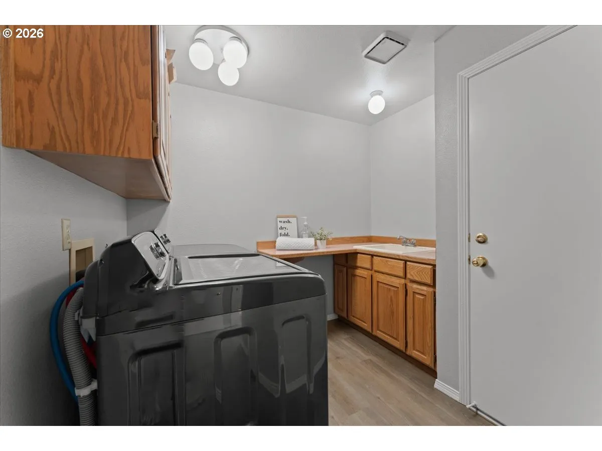 Laundry-Main