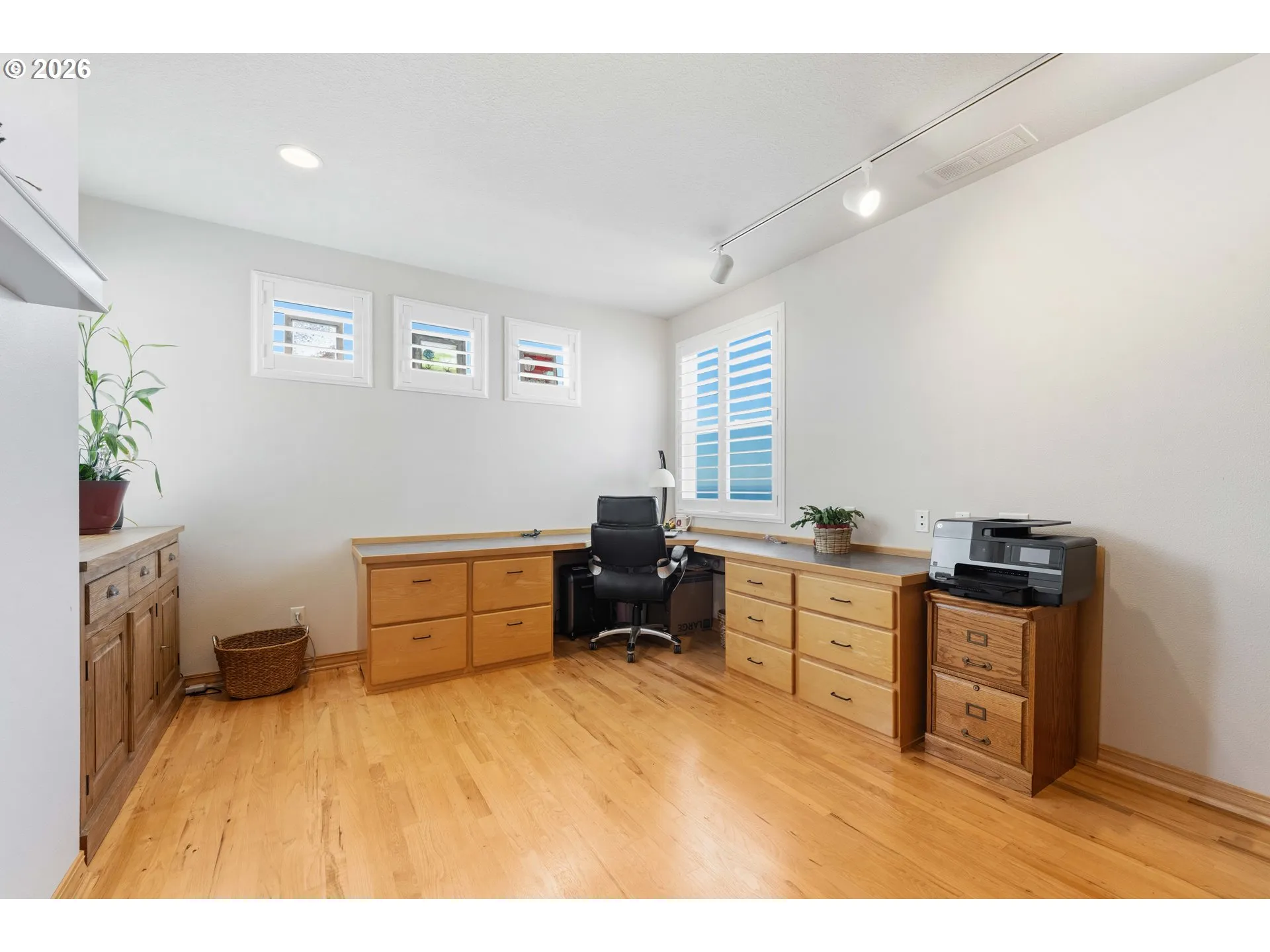 Den/Office-Main