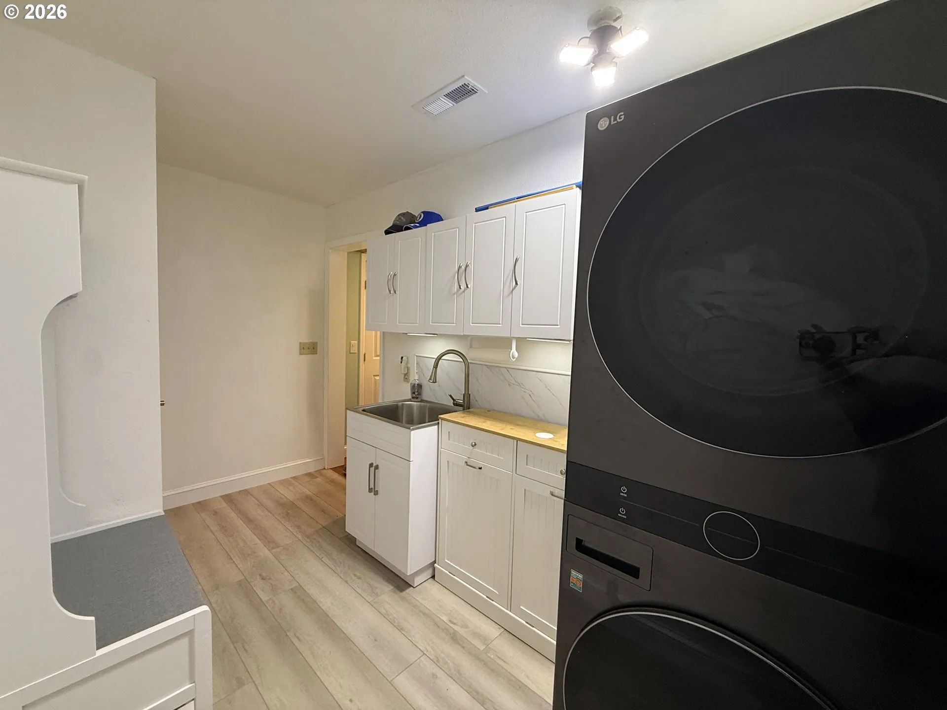 Laundry-Main
