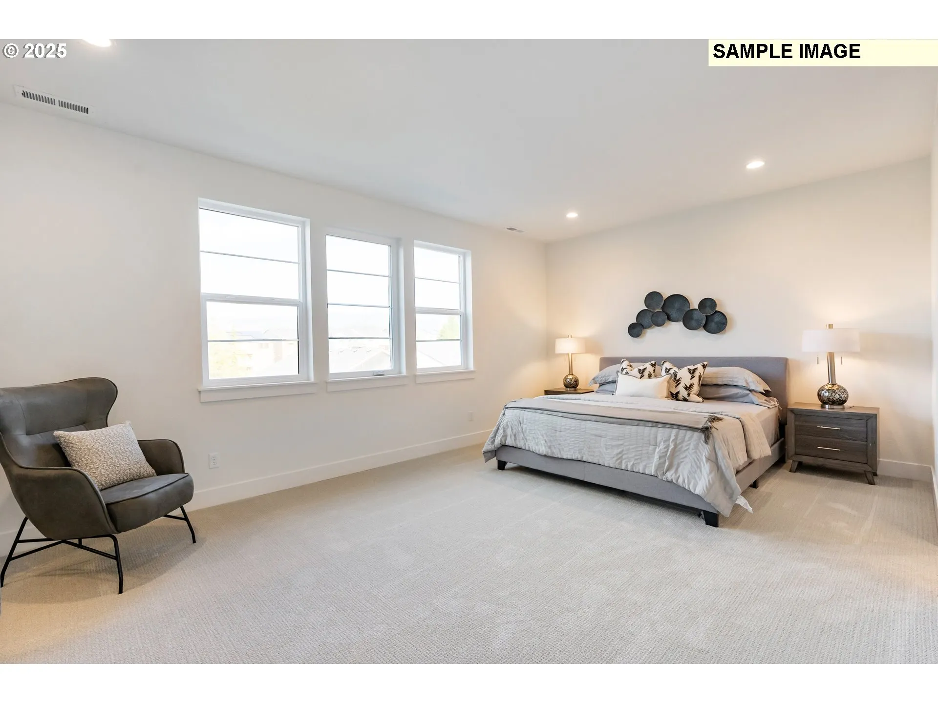 Primary Bedroom-Upper