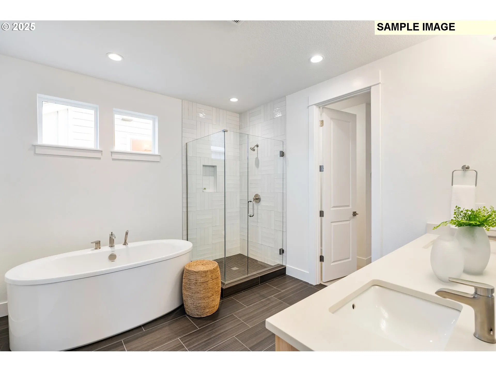 Owner's Suite Bathroom-Garden Tub