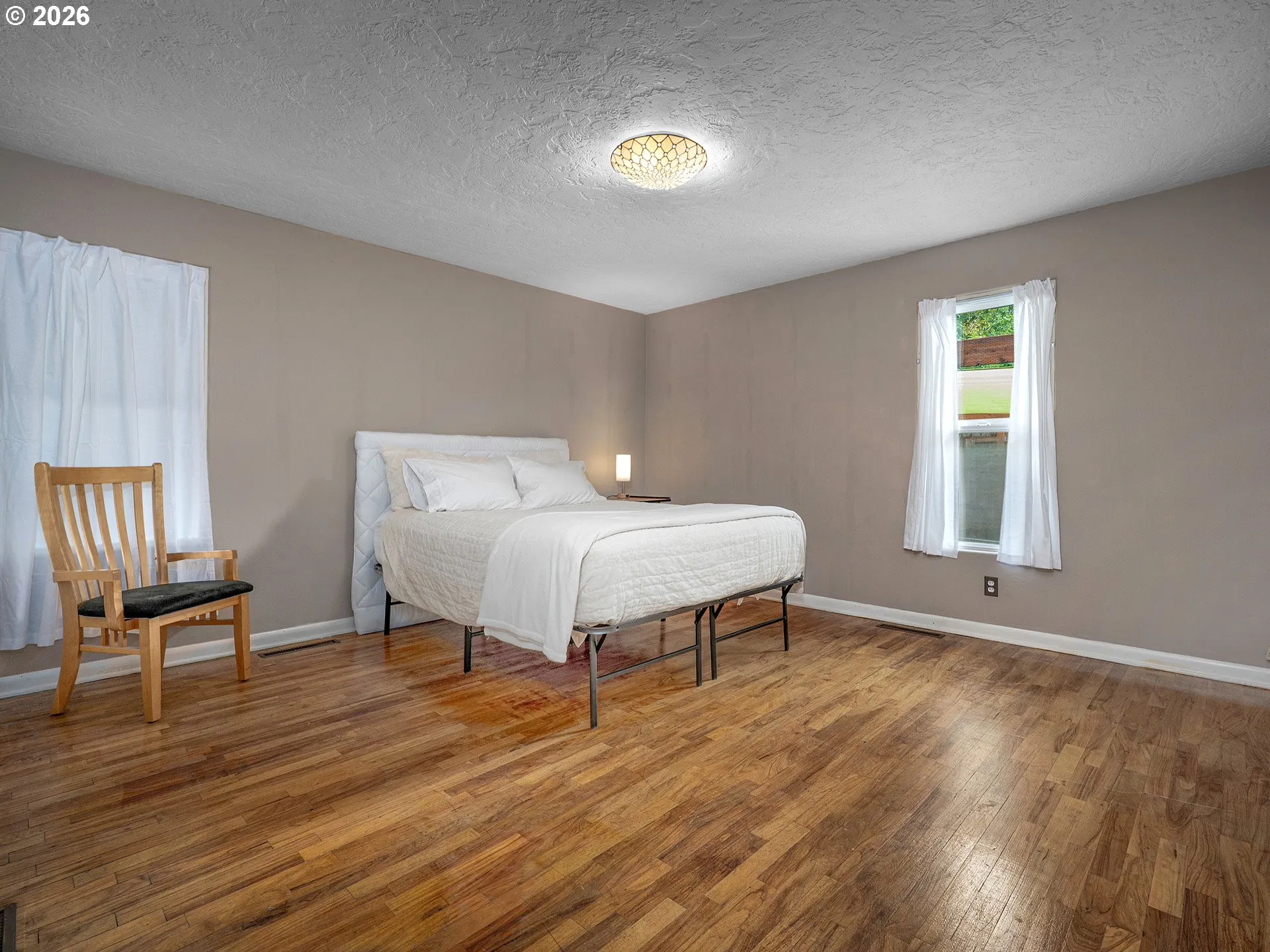 Primary Bedroom-Main