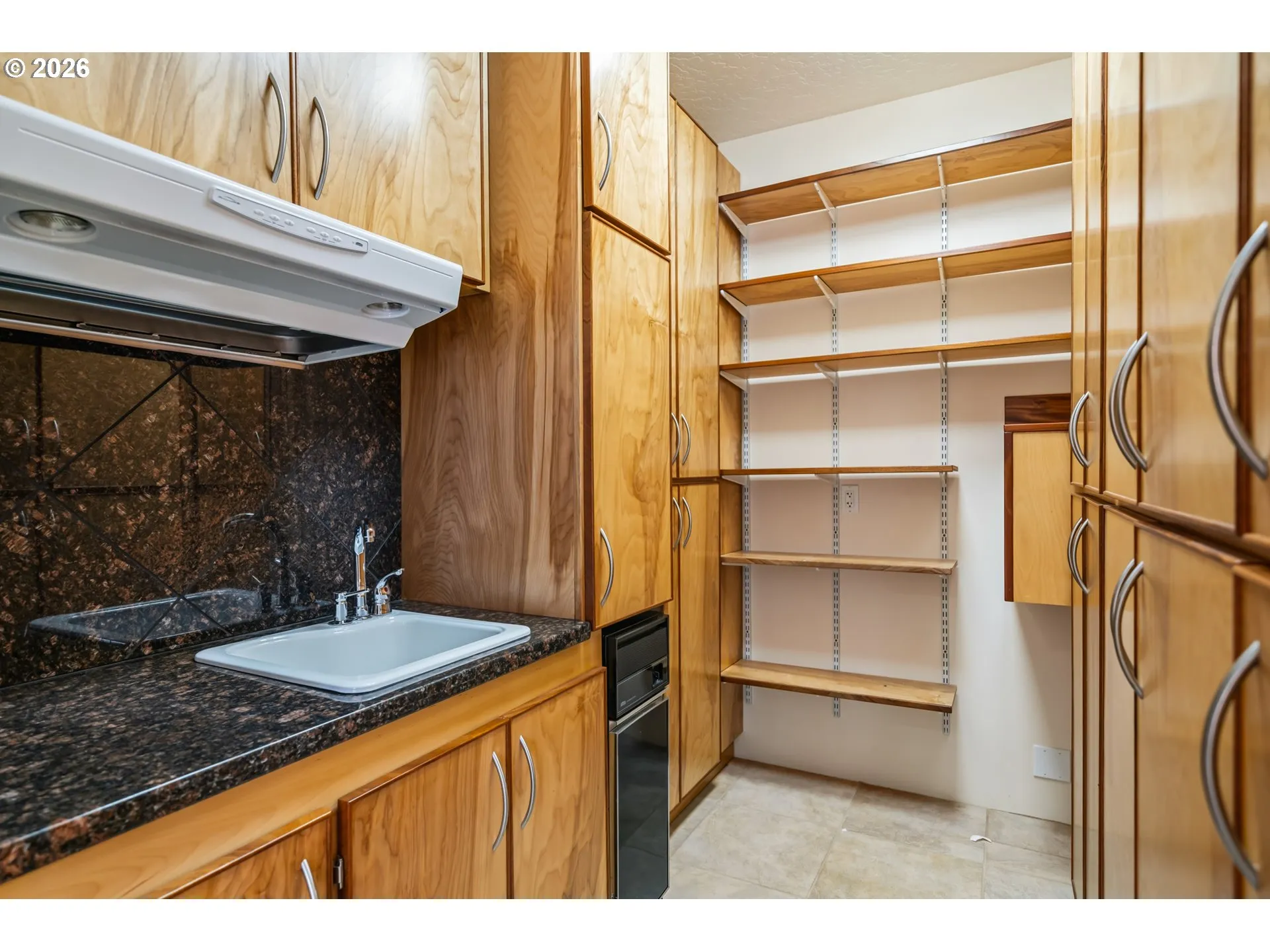 Butler's Pantry-Main