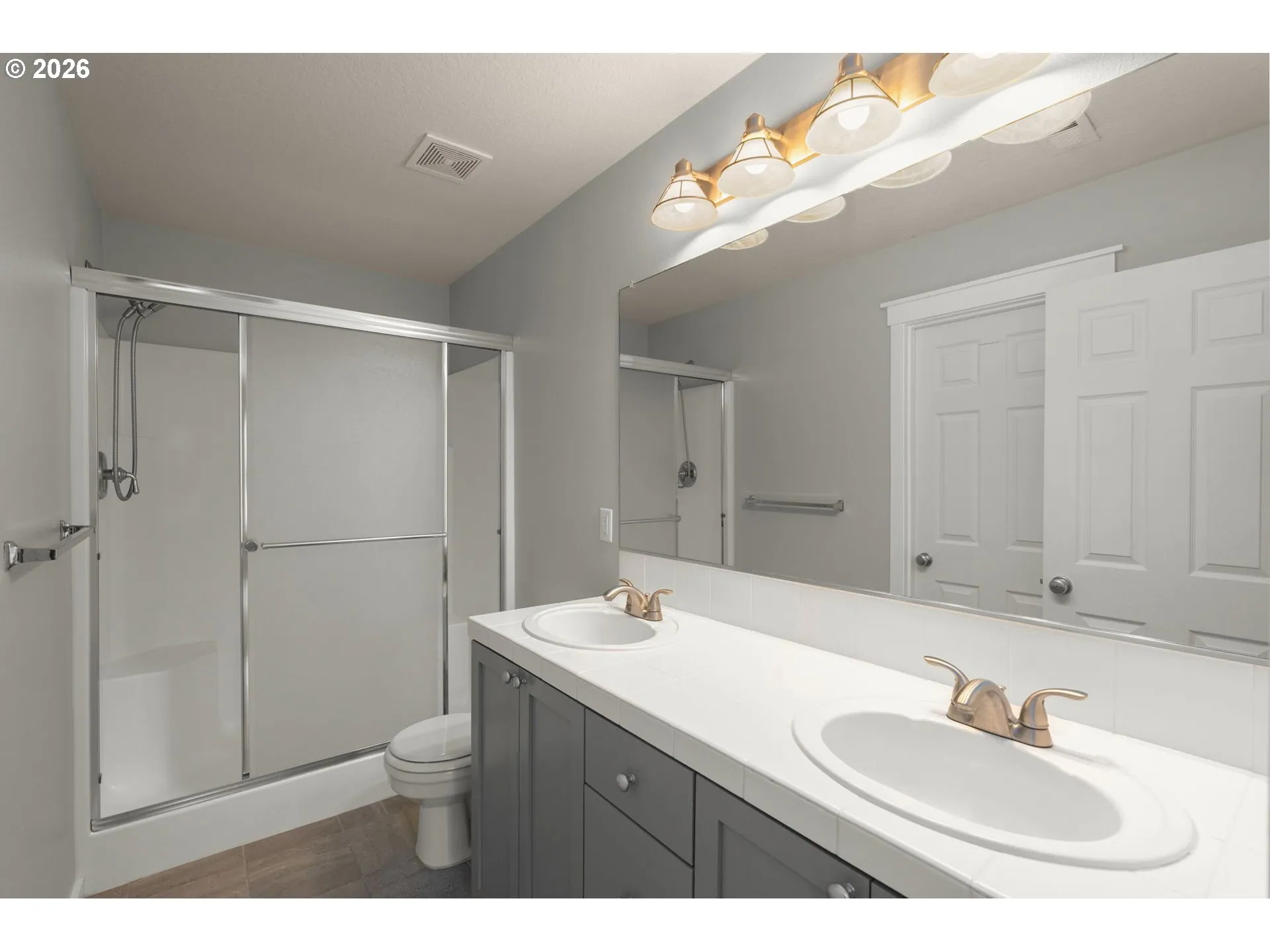 Bathroom, Attached