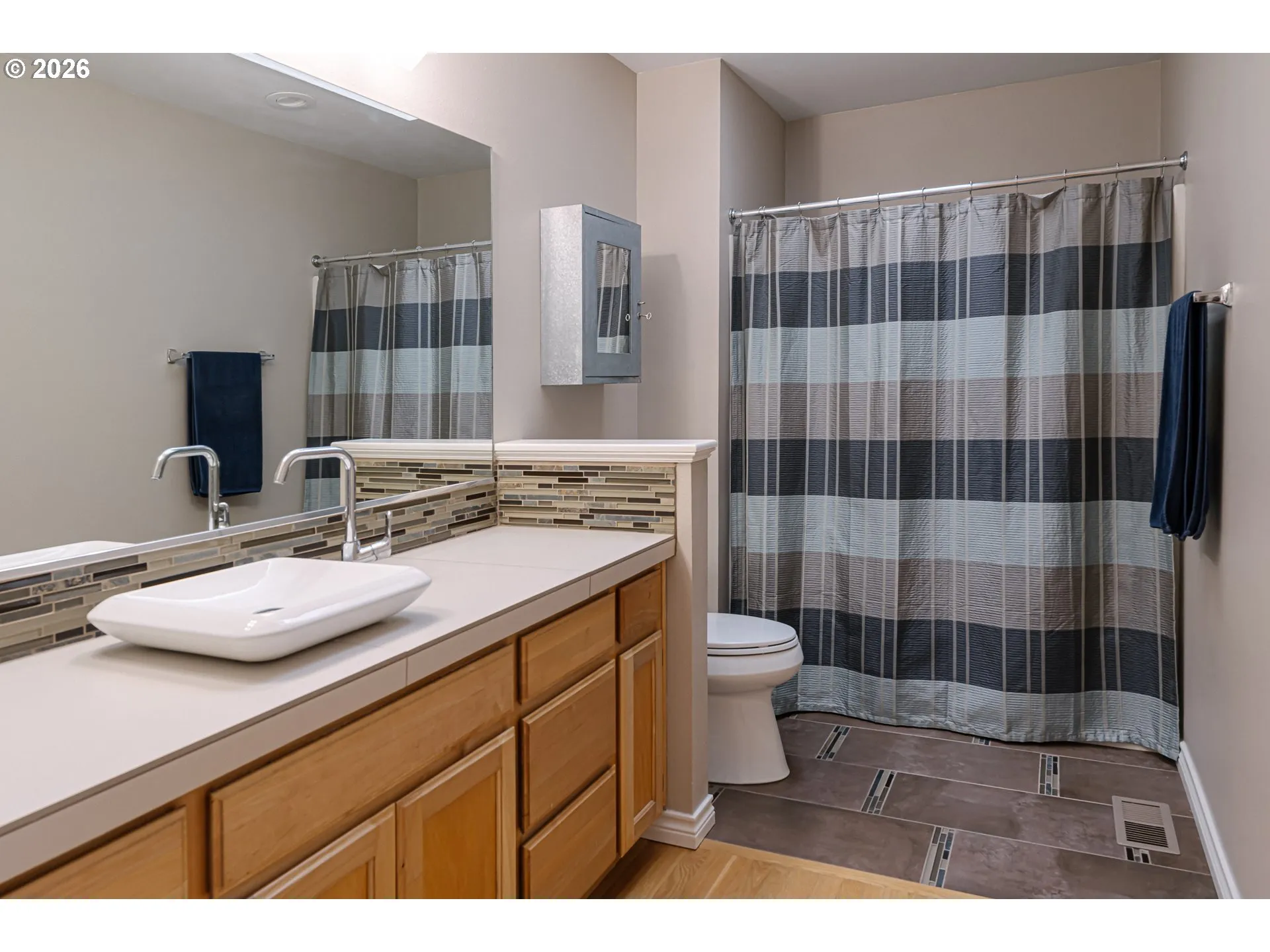 Bathroom-Hall