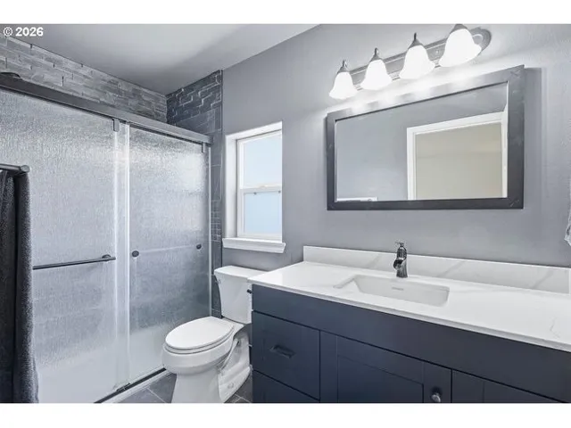 En Suite Bathroom