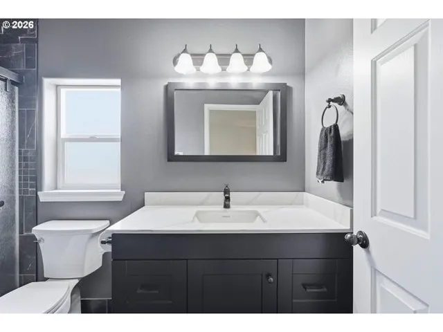 En Suite Bathroom