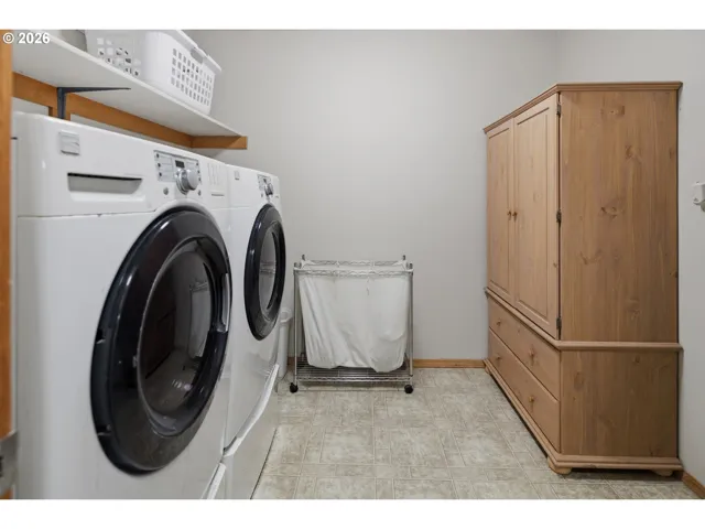 Laundry-Upper