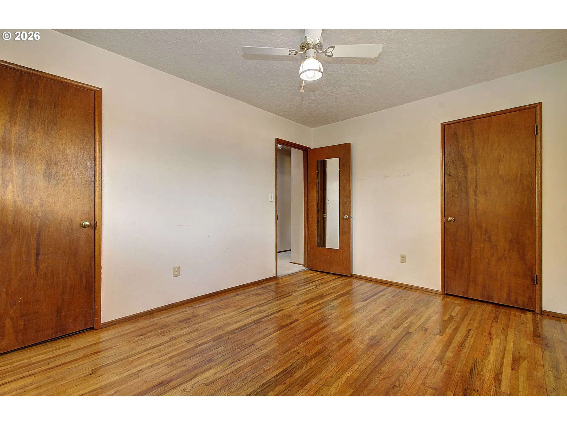 Primary Bedroom-Main