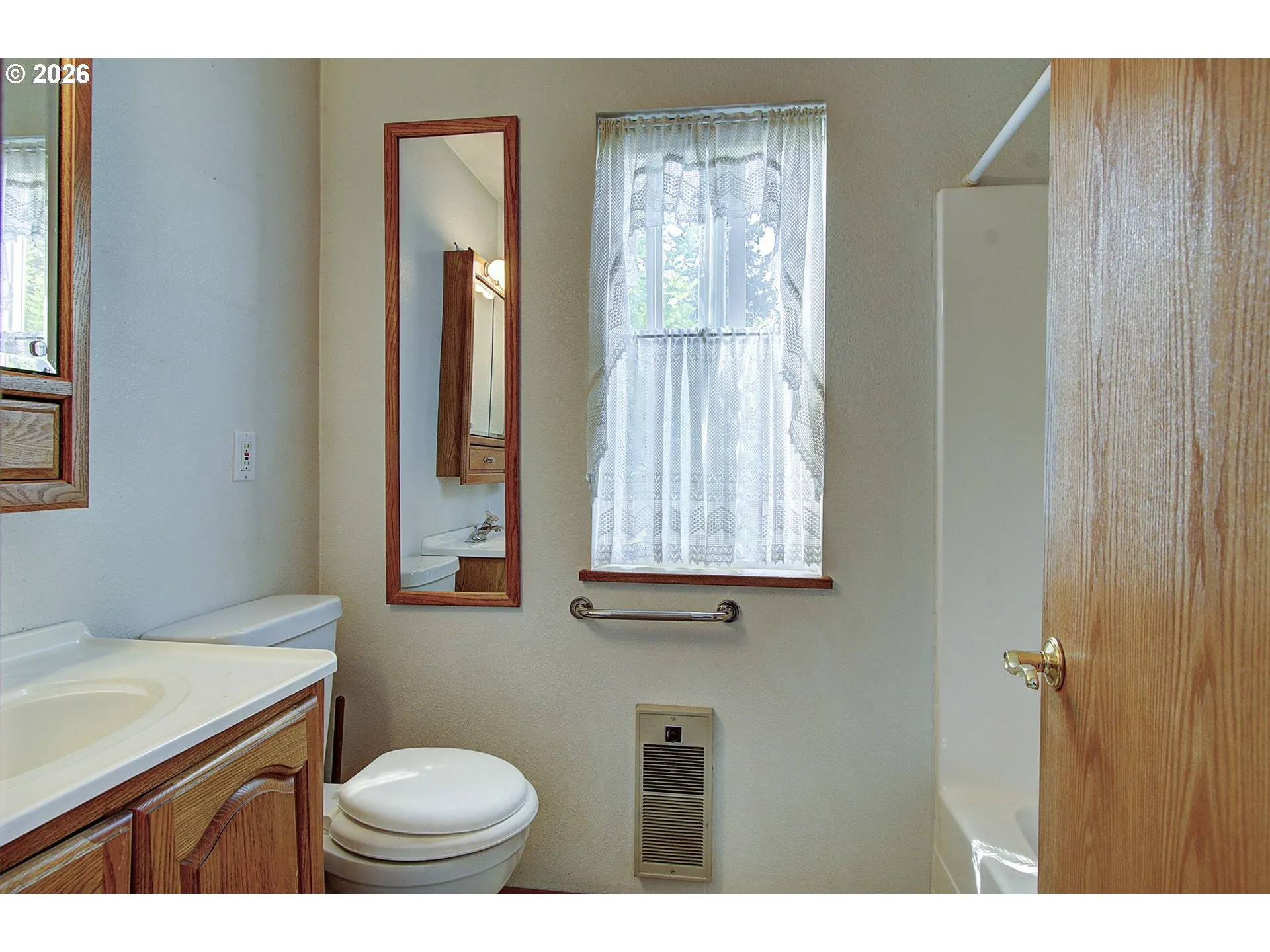 Attached Bathroom #1-Full Bathroom