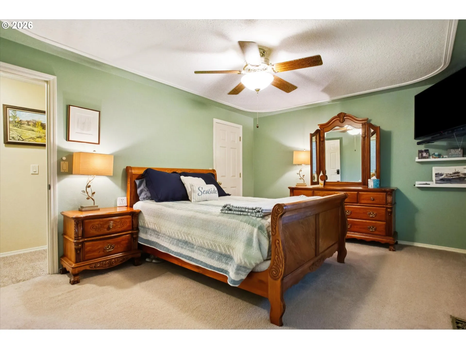 Bedroom, Primary-Upper