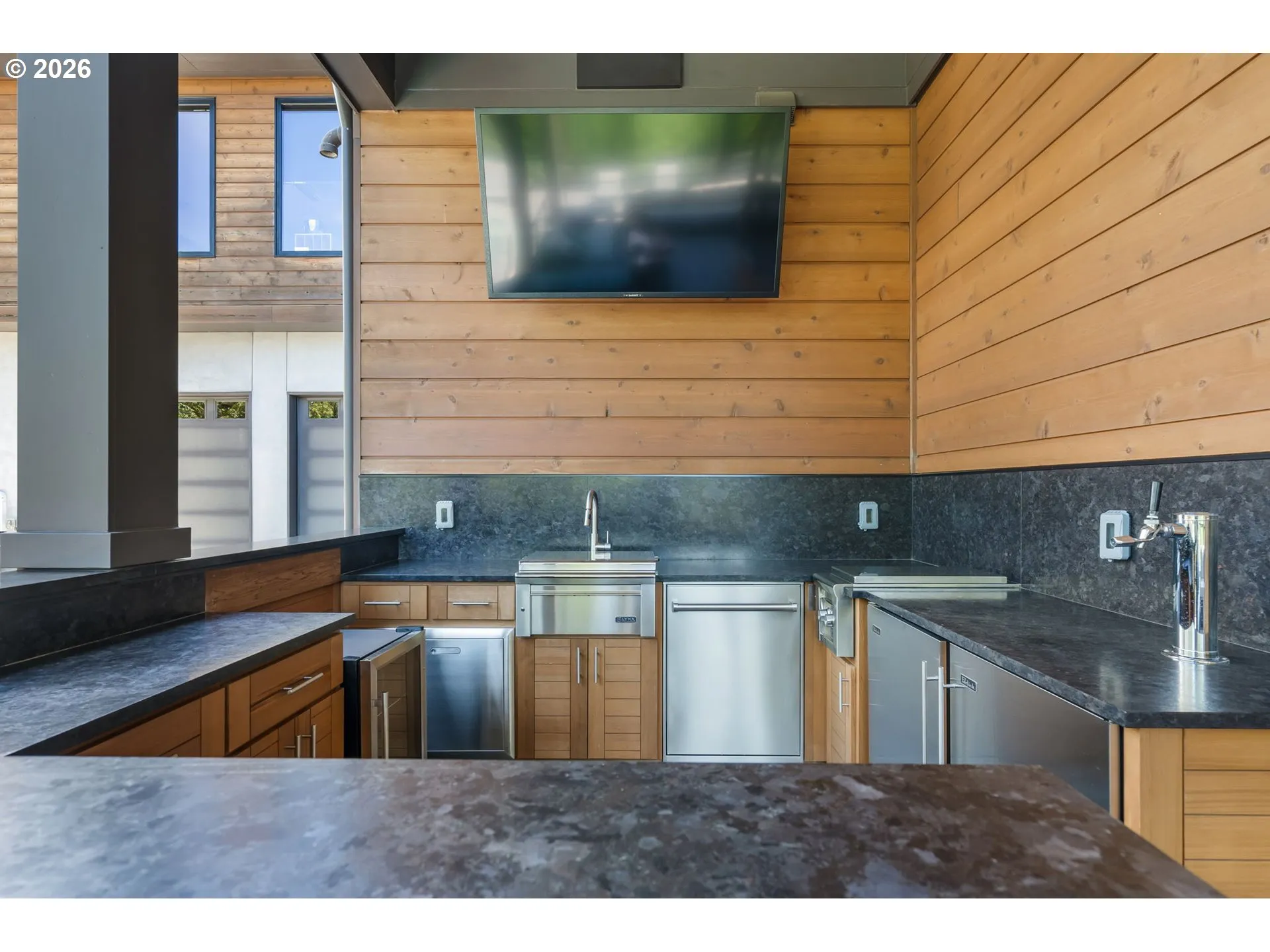 Kitchen/Outside
