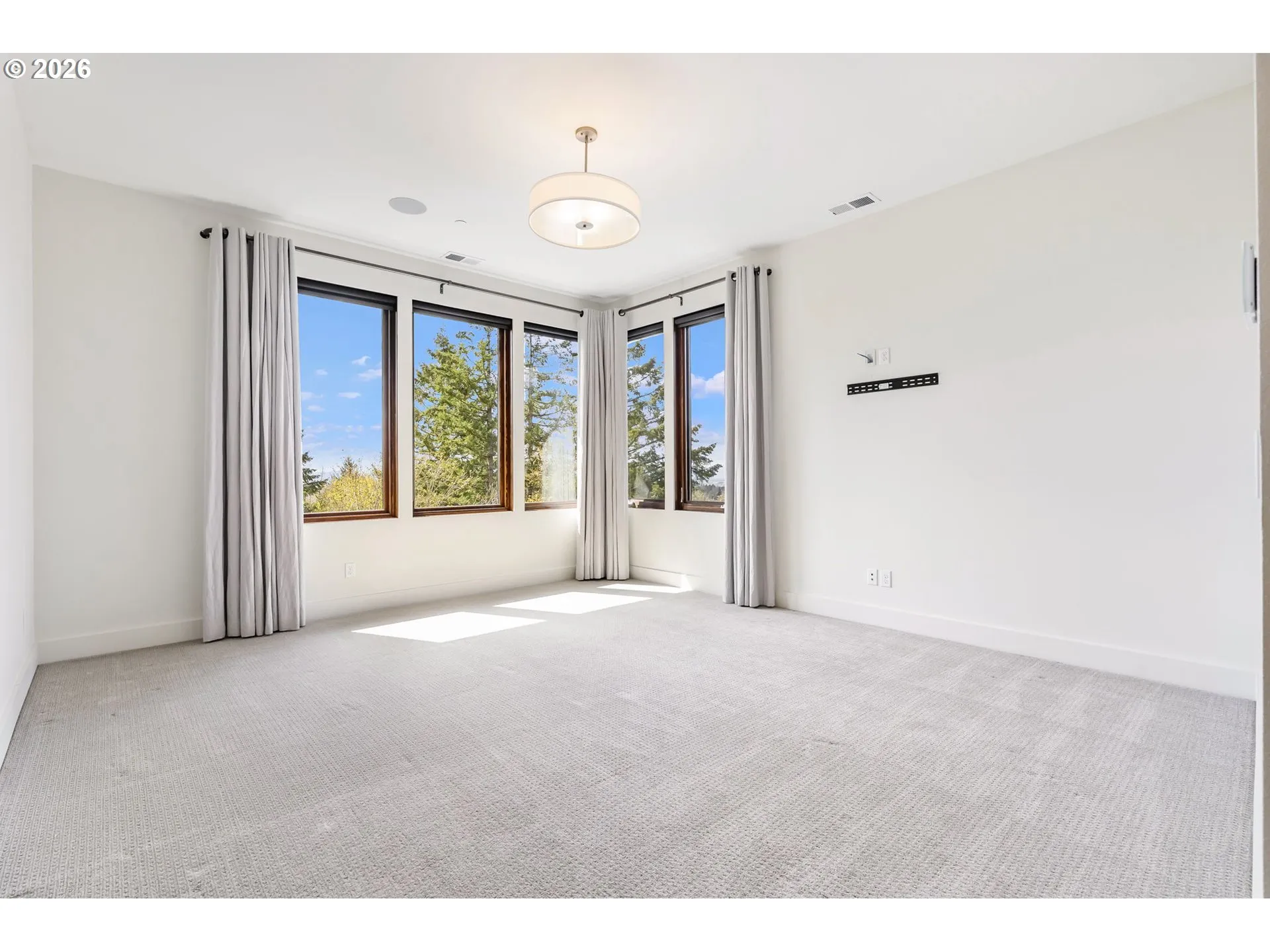 Bedroom, Primary-Upper