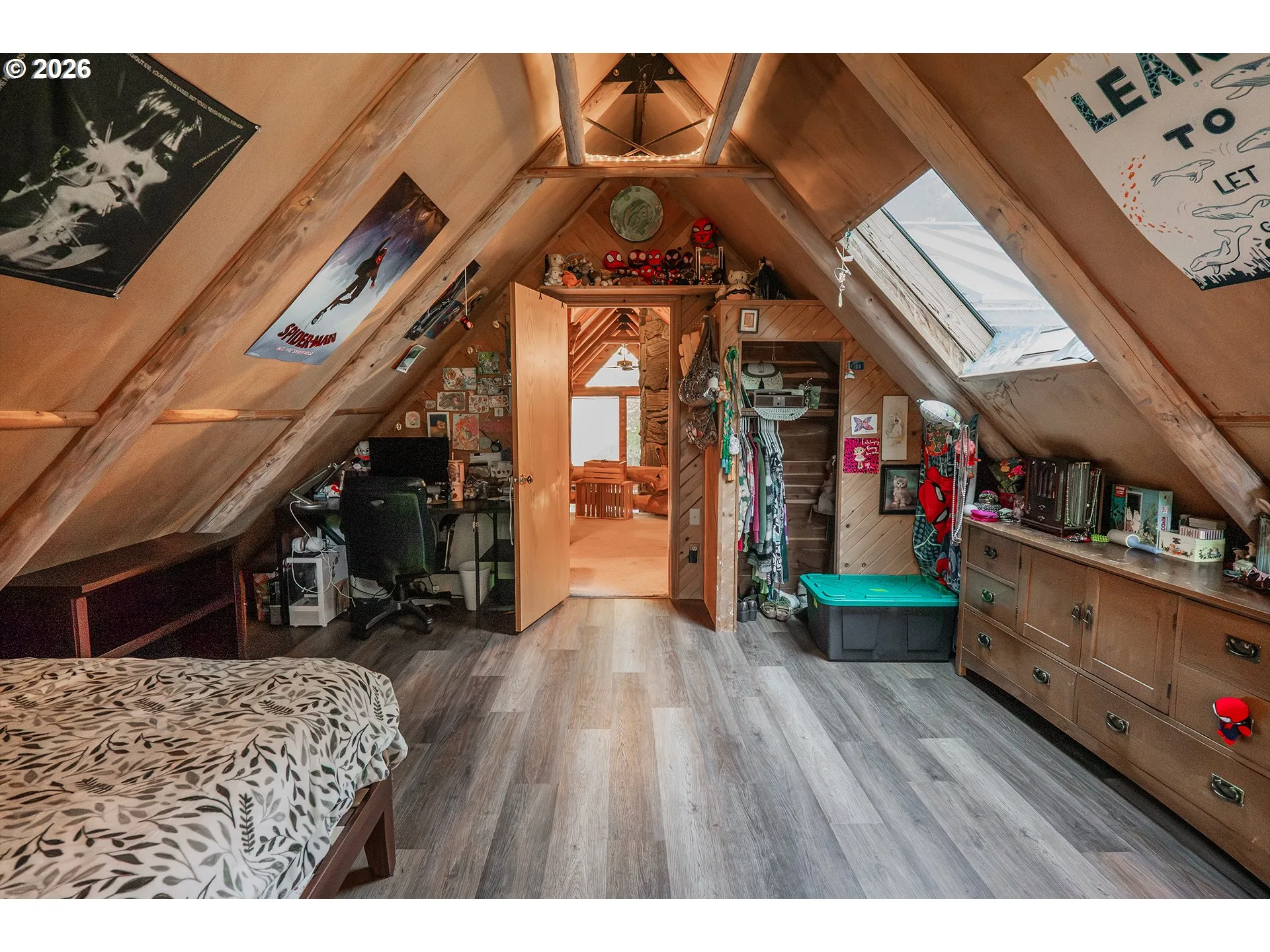 Bedroom-Upper