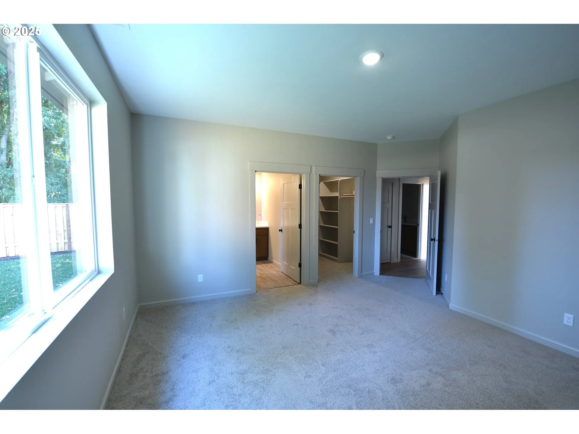 Bedroom, Owner's Suite-Walk-In Closet