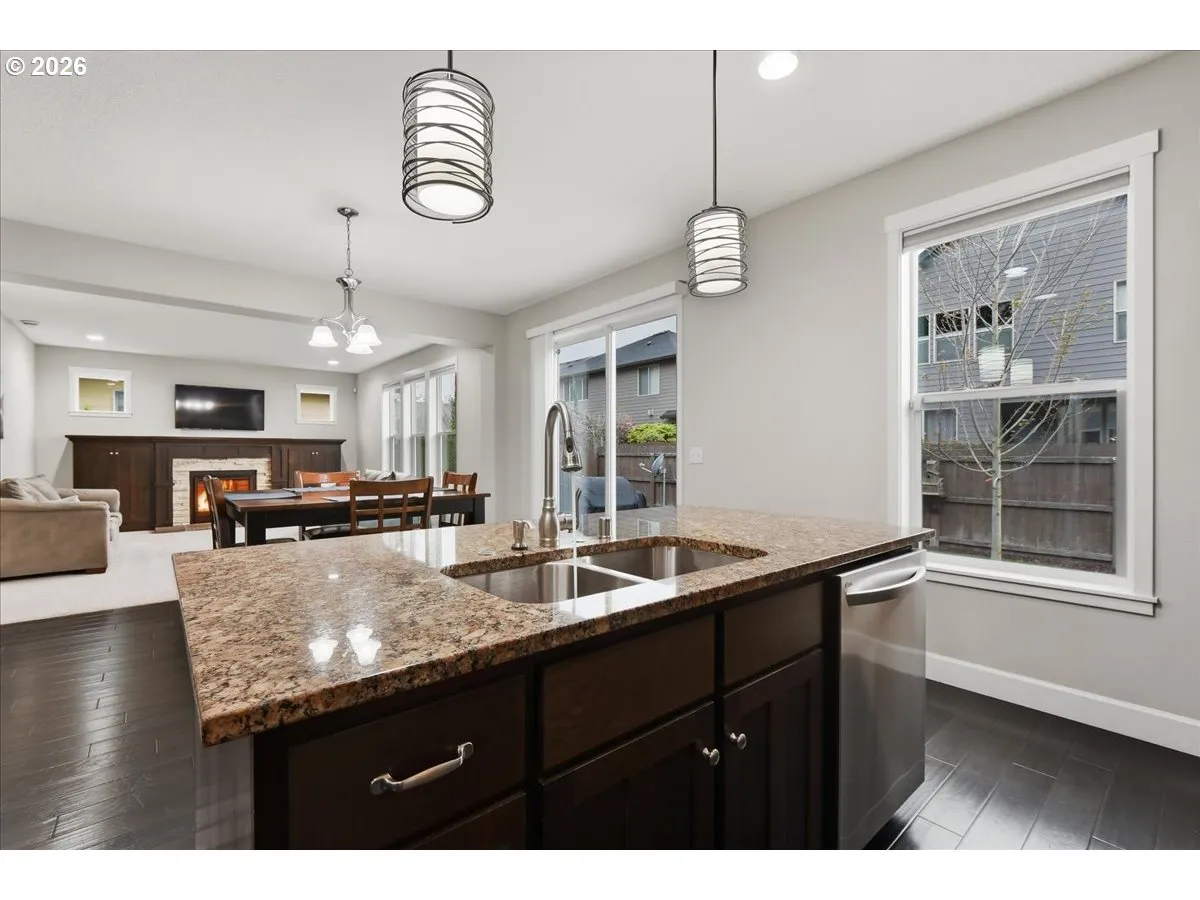 Kitchen-Island