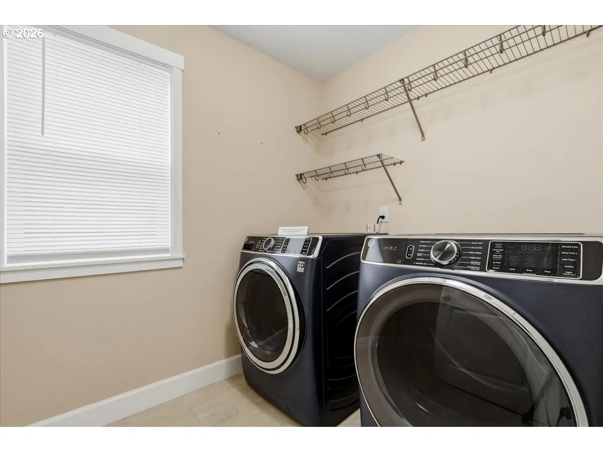 Laundry-Upper