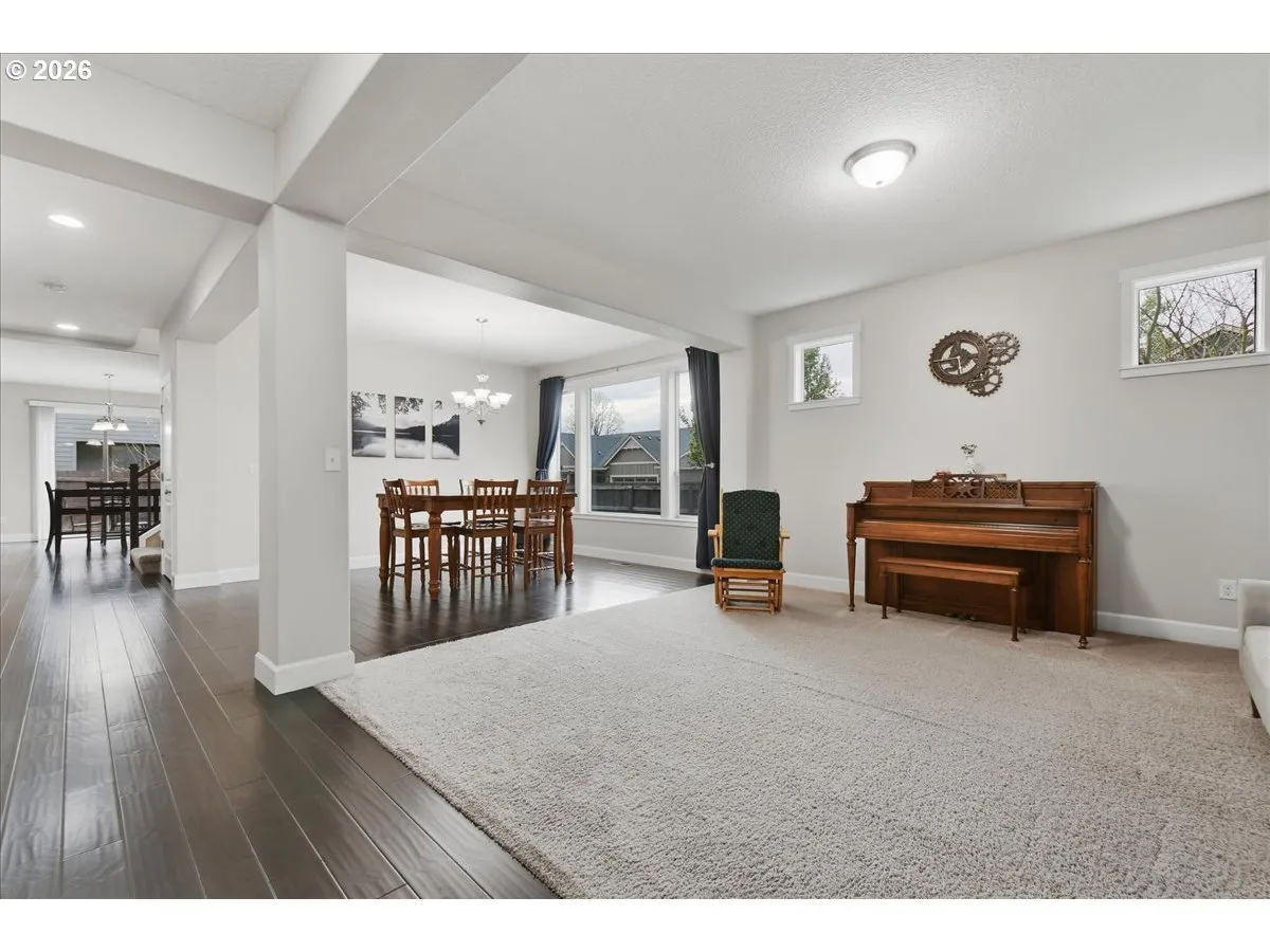 Living Room/Dining Room