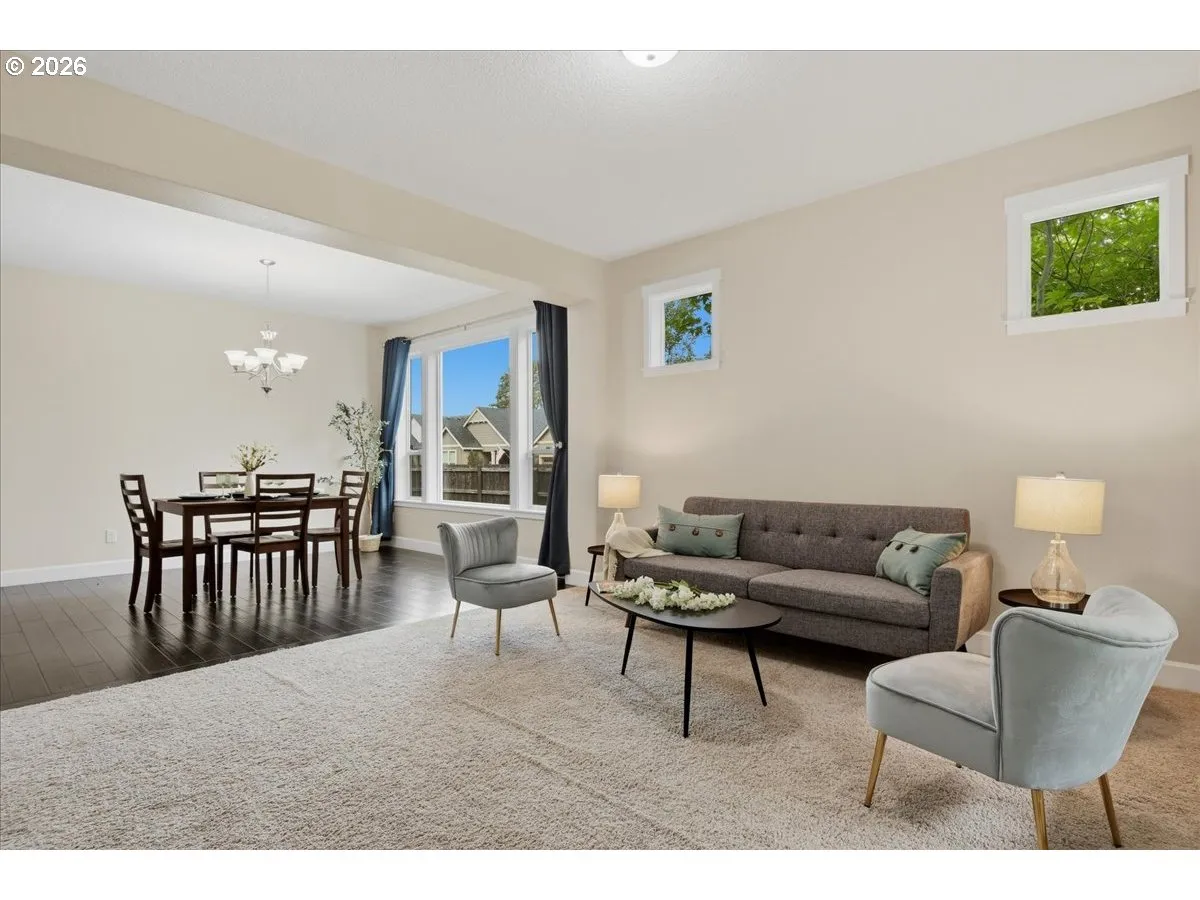 Living Room/Dining Room