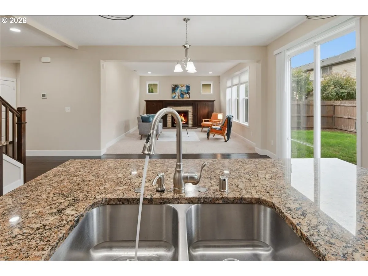 Kitchen-Island