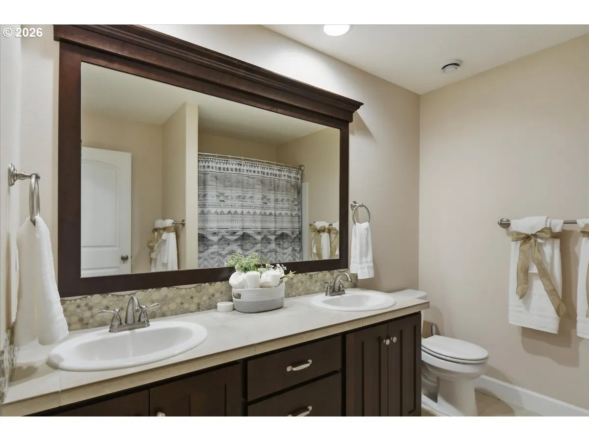 Bathroom-Double Sinks