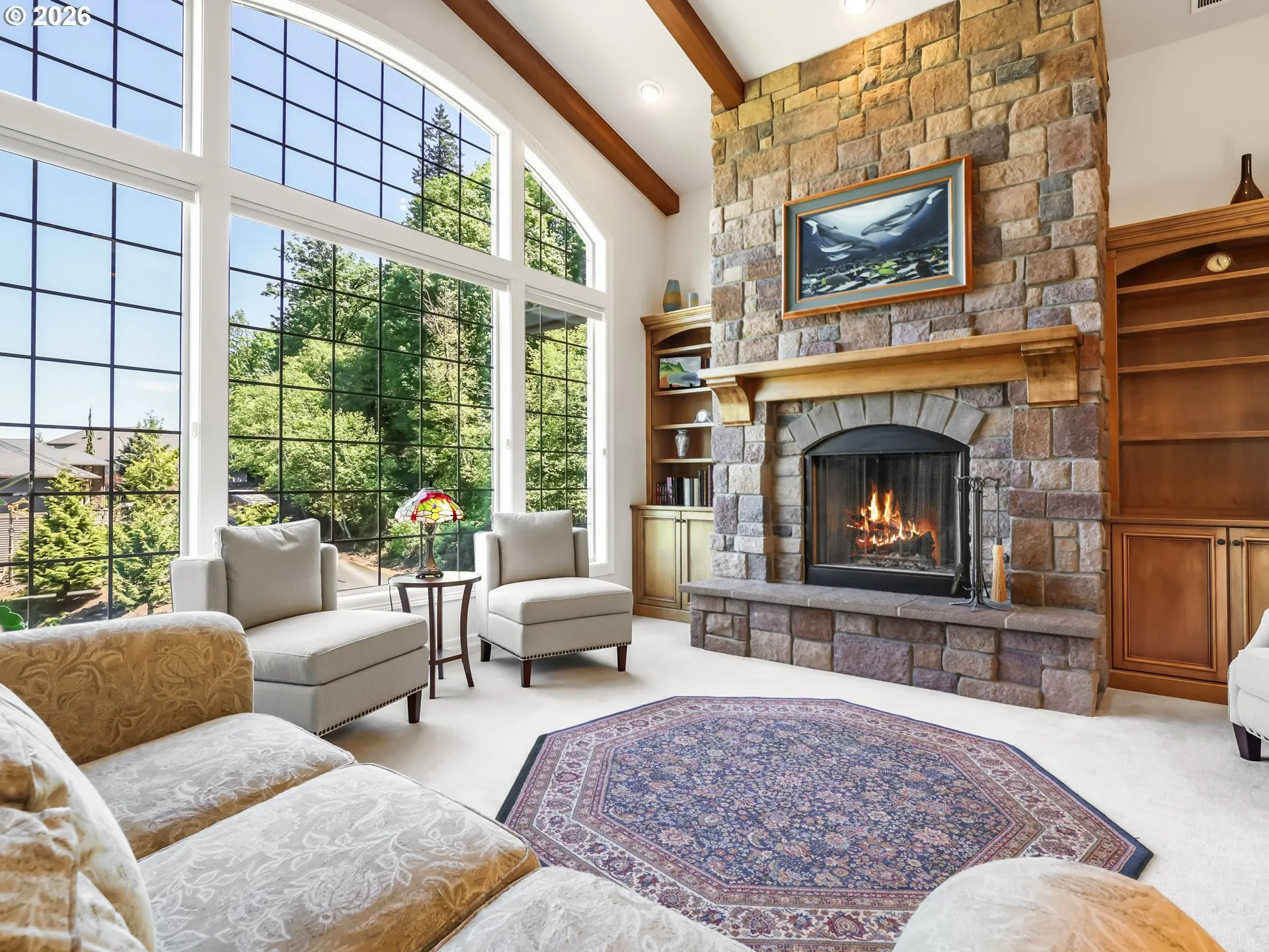 Living Room-Vaulted Ceilings